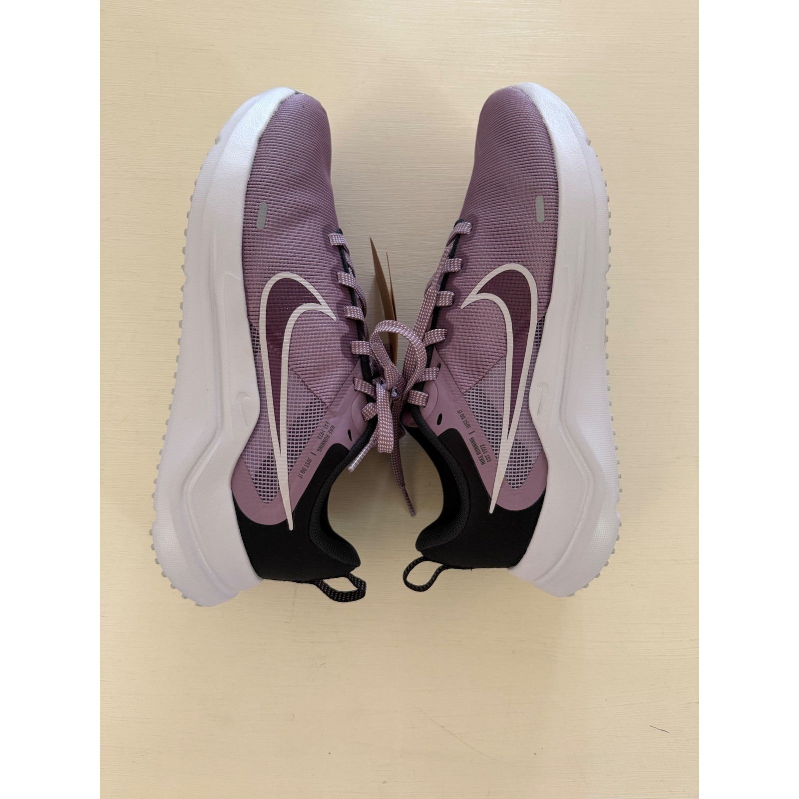 Nike Downshifter 12 Womens Running Shoes Plum Purple Black DD9294-500 Size 8.5