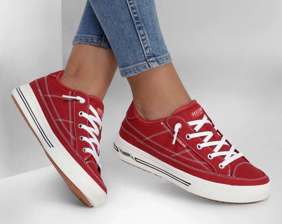 Women’s Skechers Arch Fit Arcade – Arcata RED size MEDIUM 5-13/NEW!!!
