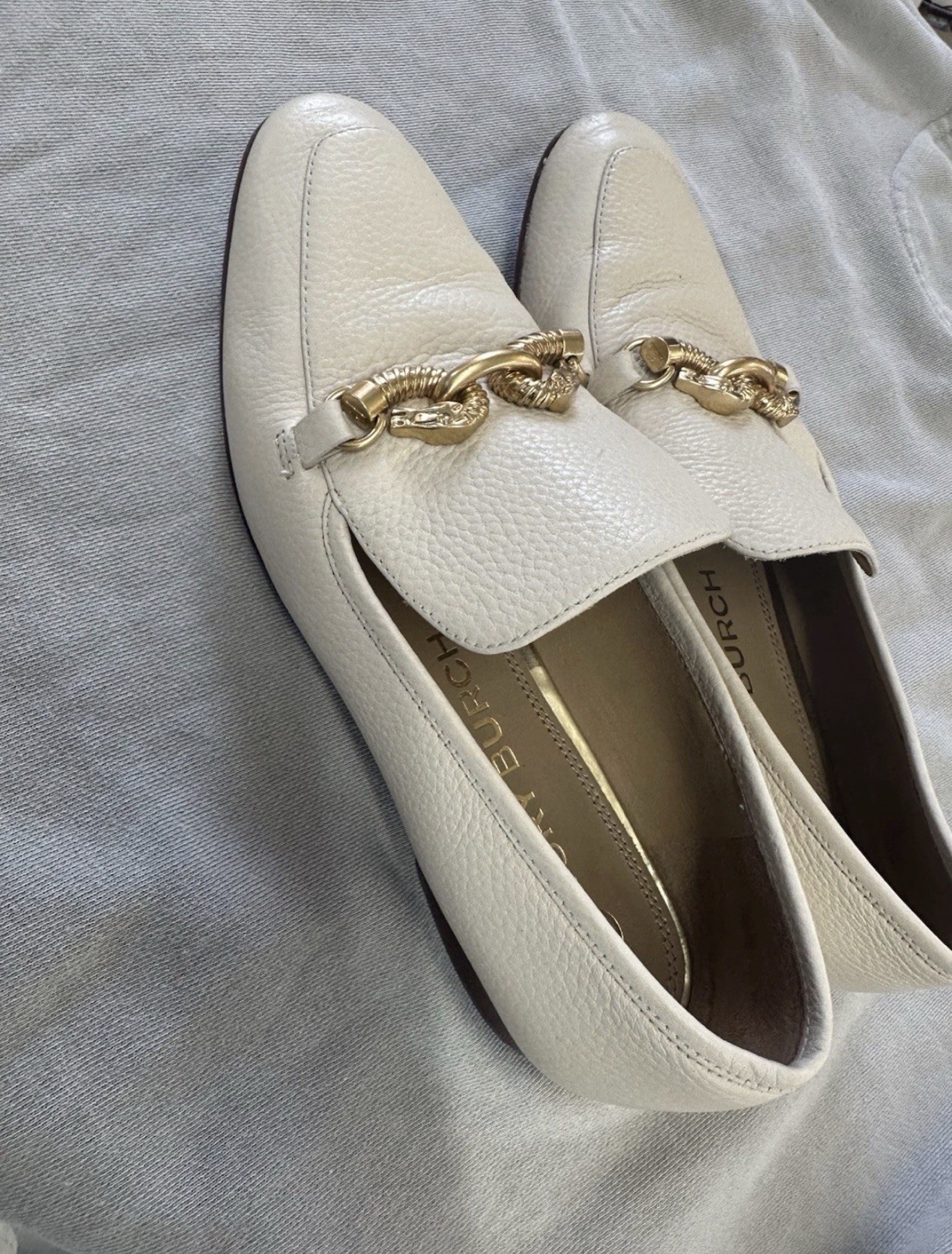 👓Tory Burch Jessa 100% Leather Loafers Light Cream/Gold Women’s 8.5 Horsehead