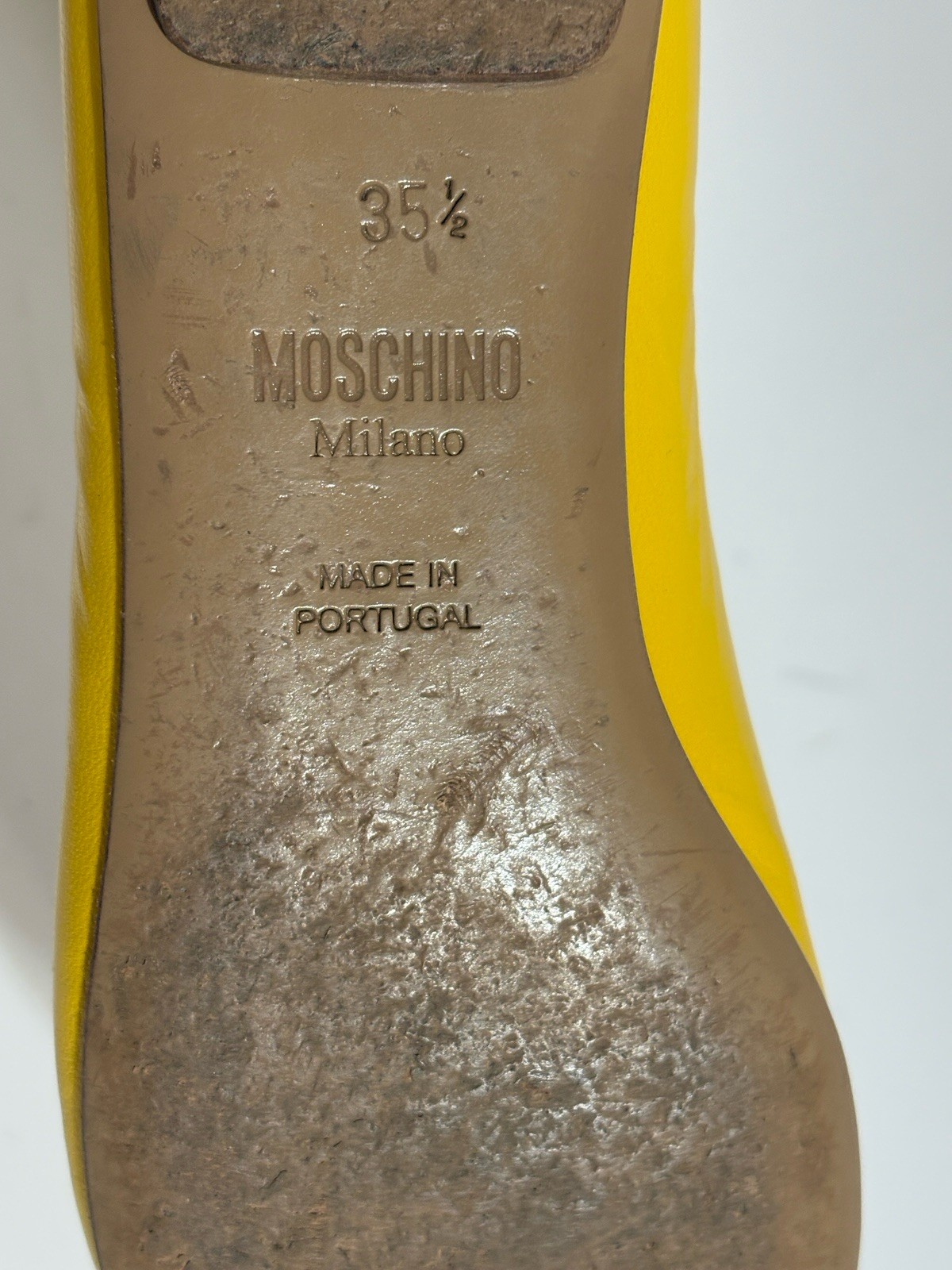 Vtg Moschino AW2014 Yellow M Logo Ballet Flats 35.5