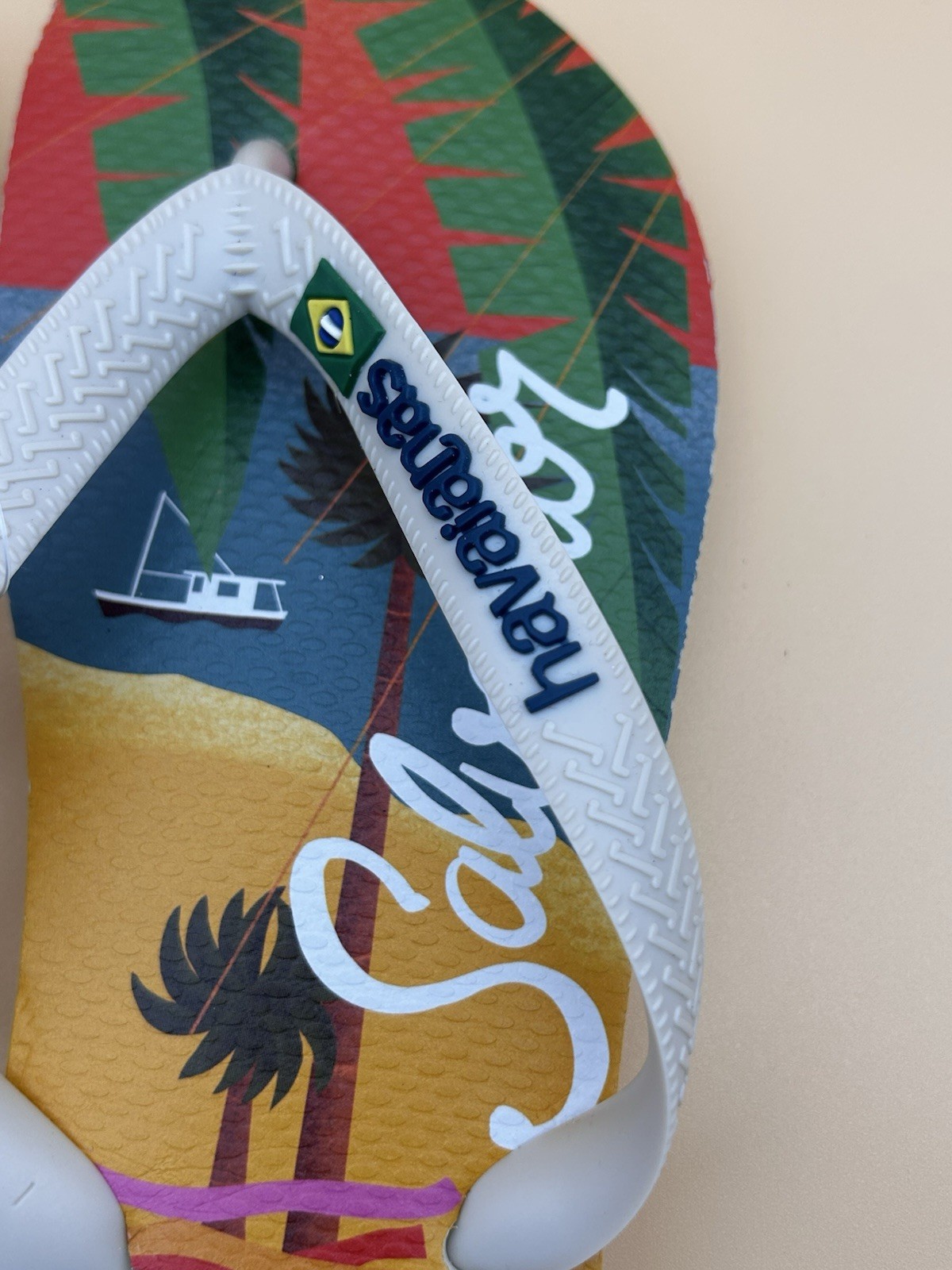Havaianas Women’s/Men’s Top Postcard Salvador -Rubber Flip Flops-New – USA 9/10