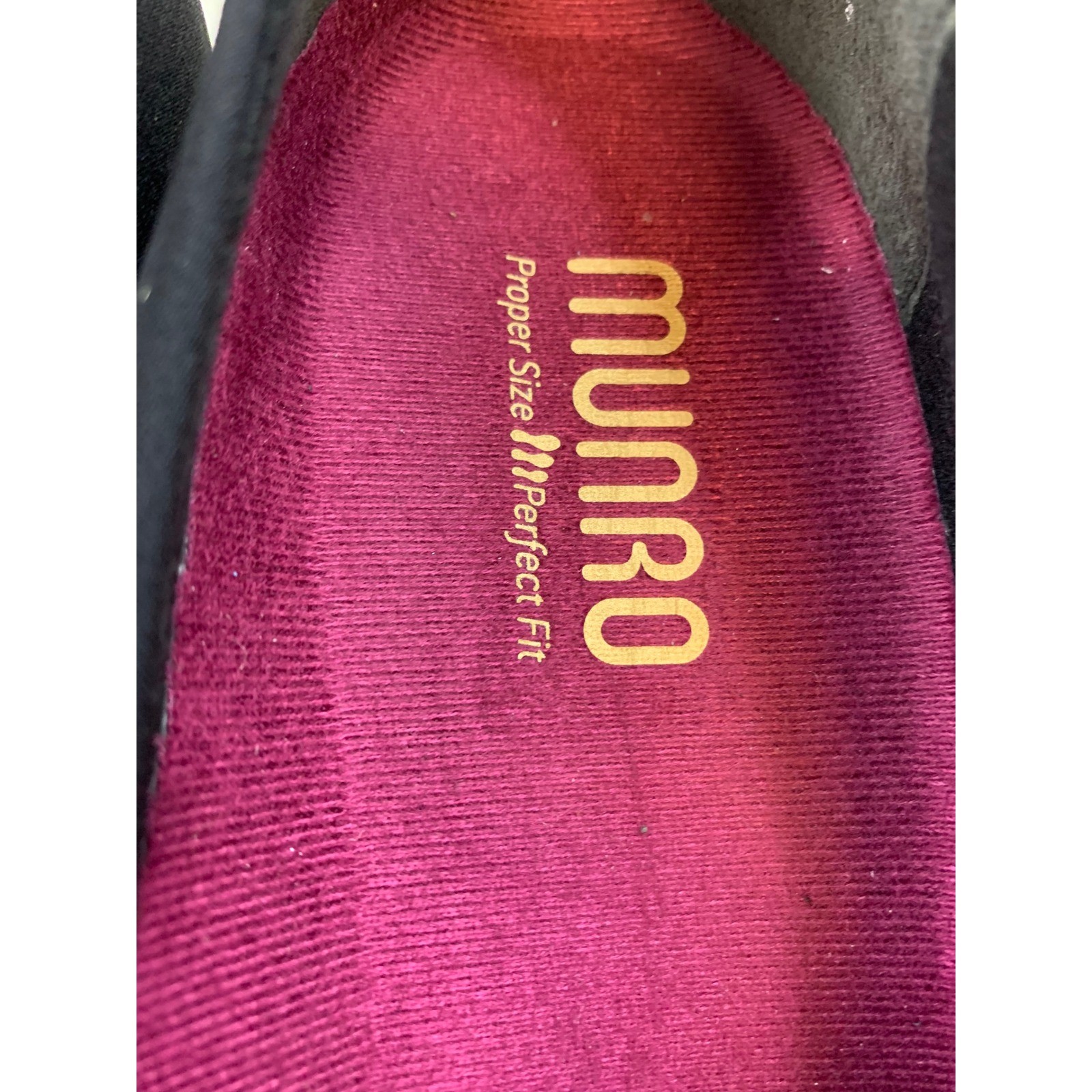 Munro Women’s Black Stretch Fabric Buckle Loafers Heel Shoes 9.5 SS Shoes