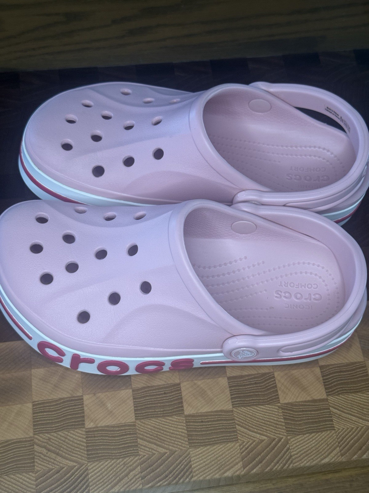 Crocs Crocband Classic Clogs Women’s Size 6 Pink Slip On Comfort Shoes EUC