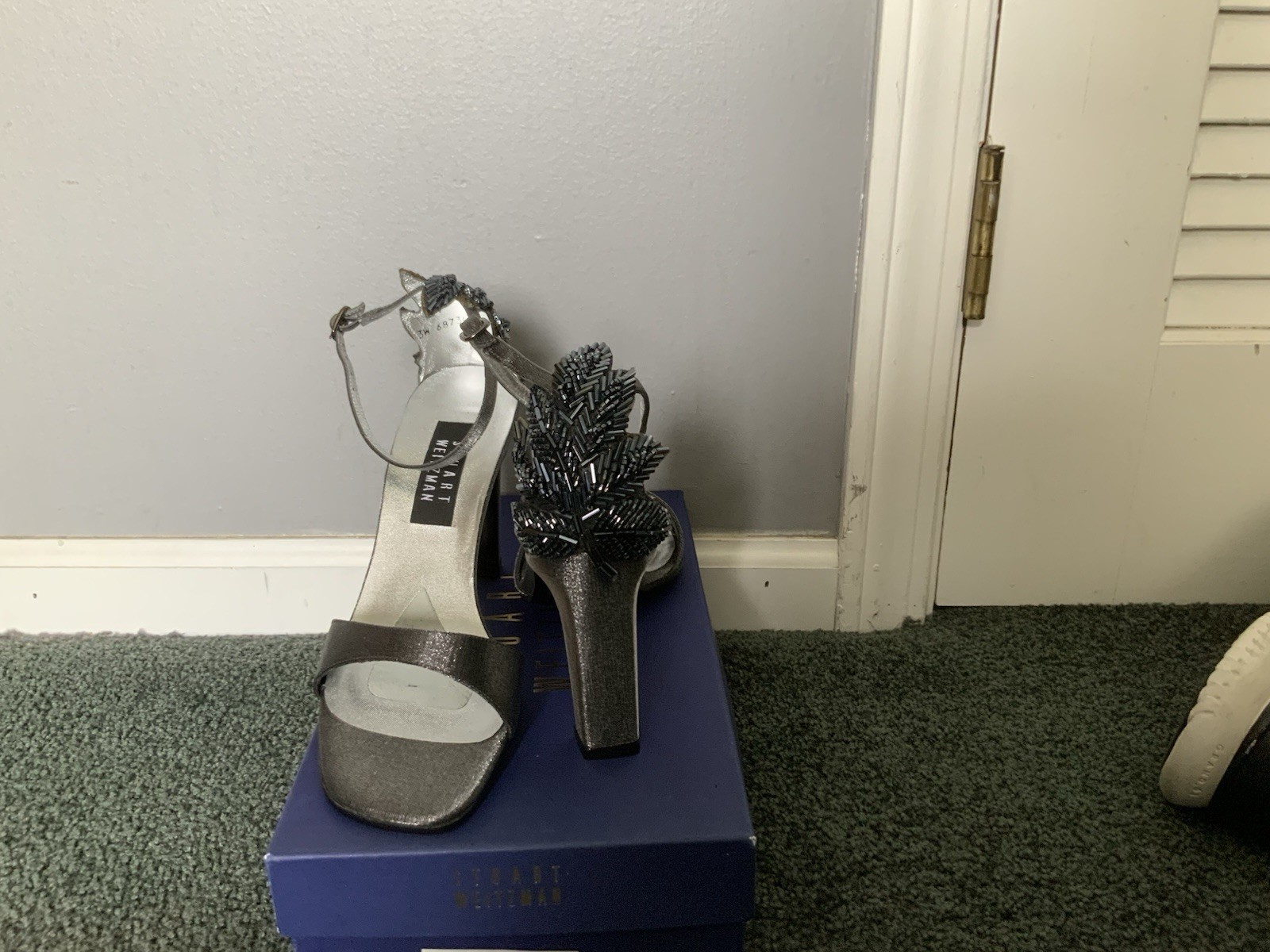 Stuart Weitzman Eden Pewter Matte Lame Pump Heels New