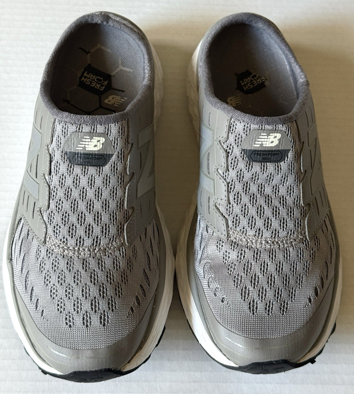 New Balance Gray / White Sneakers Walking Shoes Open Back #WA900GY Women’s Sz 8