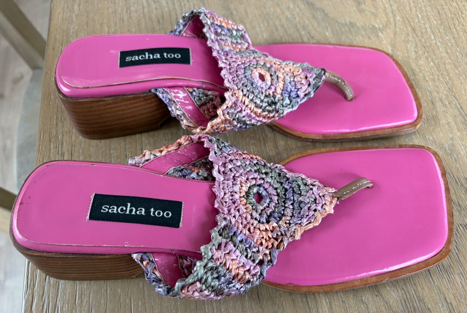 Sacha Too St Verdi-L sandals size 9.5M crochet Thong wedge heel square toe EC