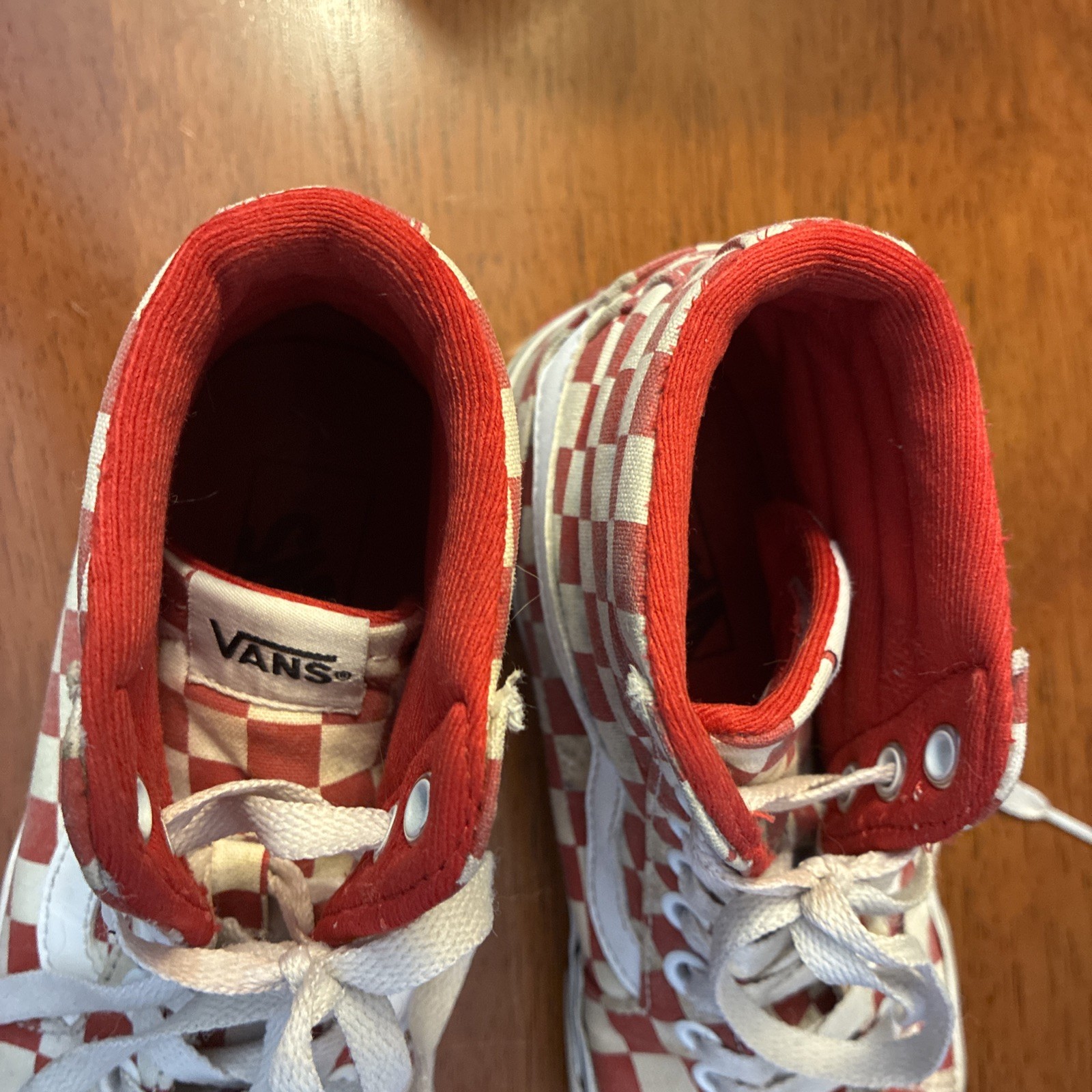 VANS Red White Checkerboard Canvas High Top Lace-Up Women’s Size 6 Sneakers