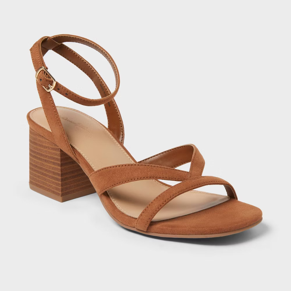 Women Quincy Block Heels – Universal