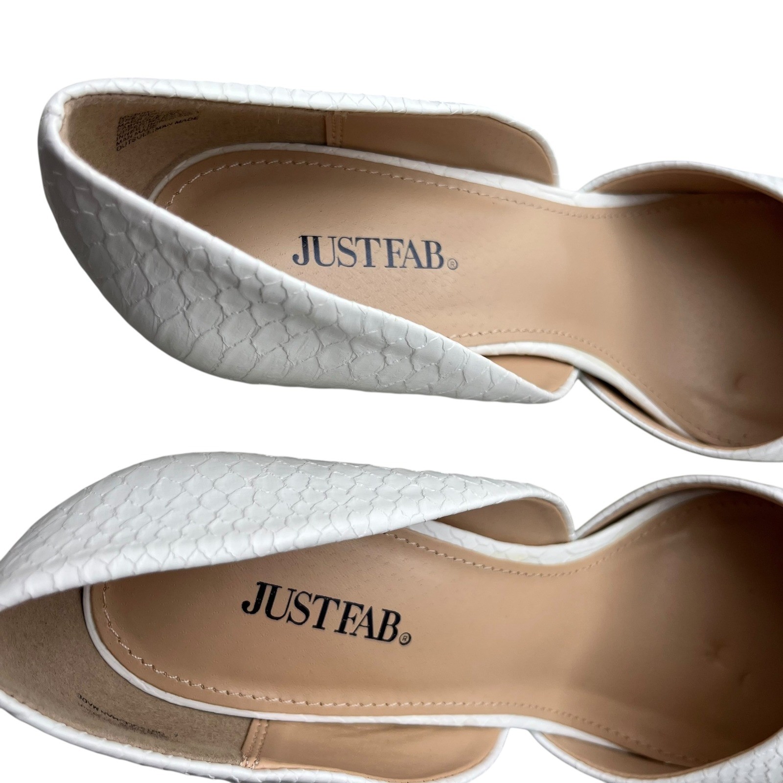 JUST FAB Women 9.5 White Gold Embossed Snakeskin Pointed Toe D’orsay Monika Heel