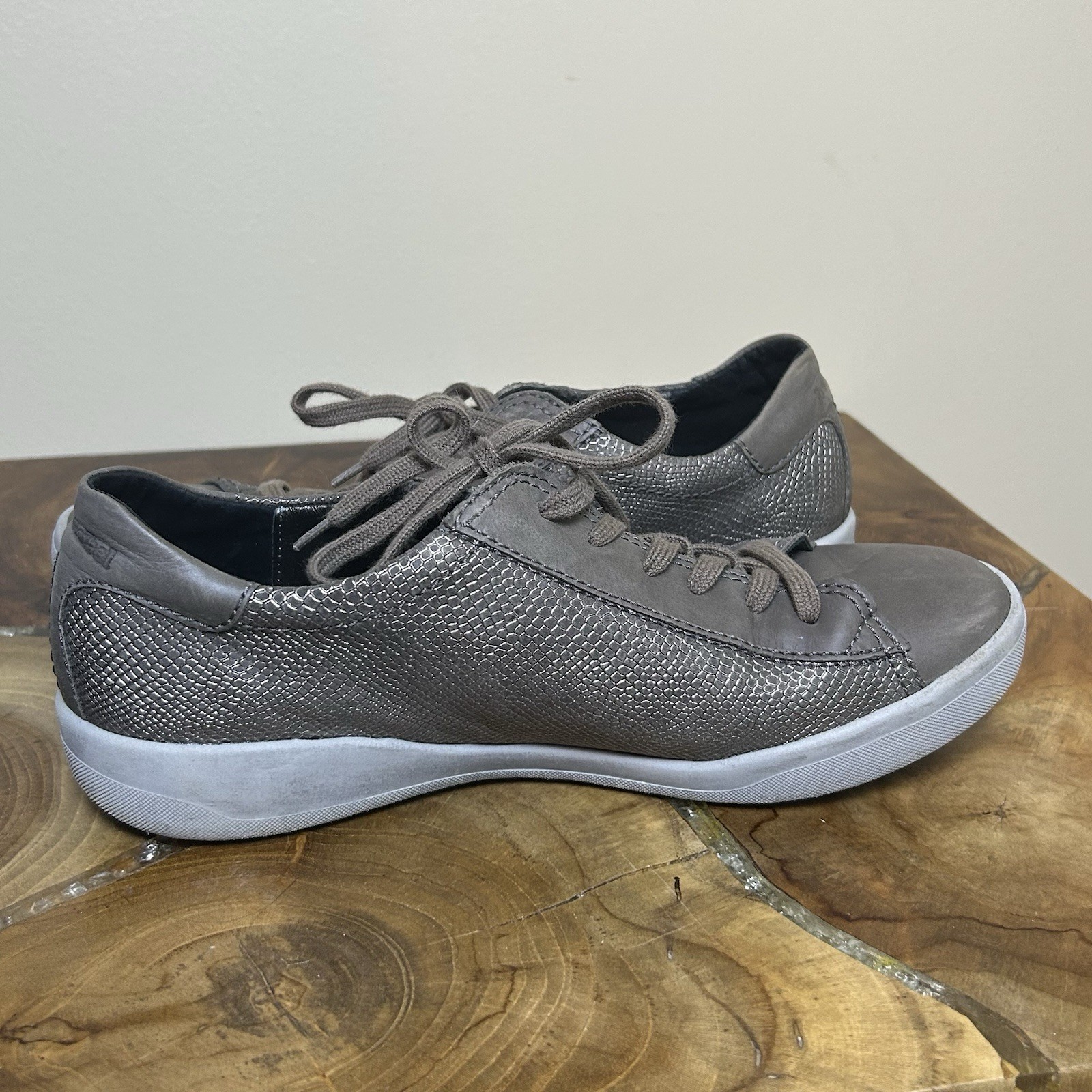 Joseph Seibel sneakers antique metallic with snakeskin Size 38 US 7-7 1/2