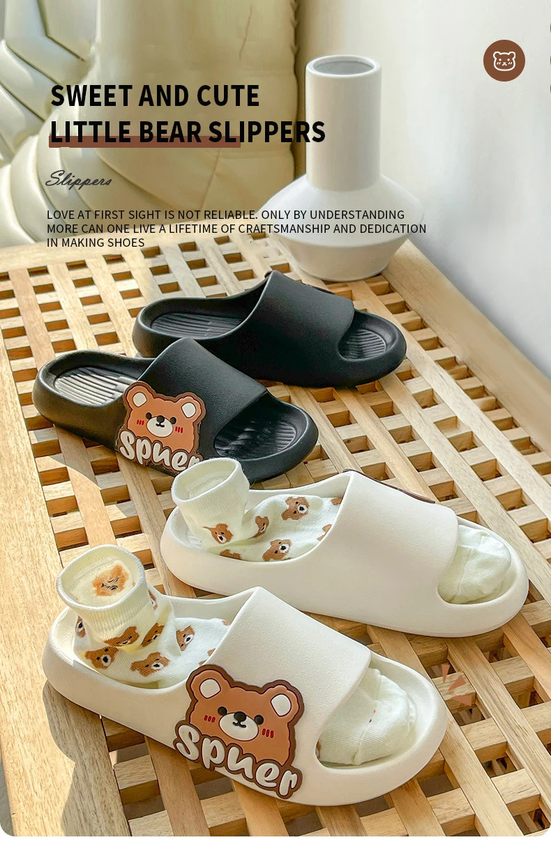 Women wearing slippers for summer outings, new indoor home, bathroom, anti slip