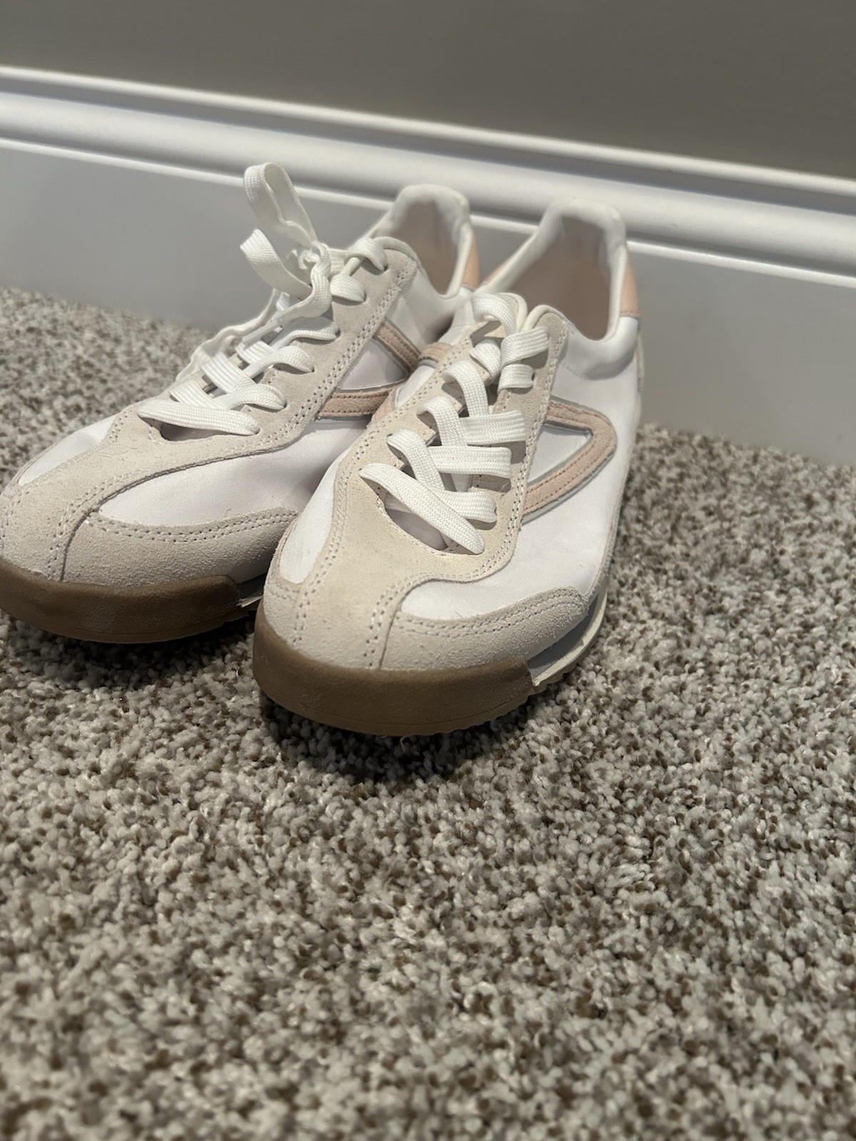 Tretorn Hailey Shoes Womens Size 9M Pink Leather Memory Foam Sneakers 1880382