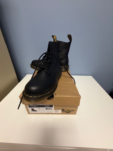 Dr Martens Air Wair Boots 1460 Pascal Virginia Women’s 8m Black