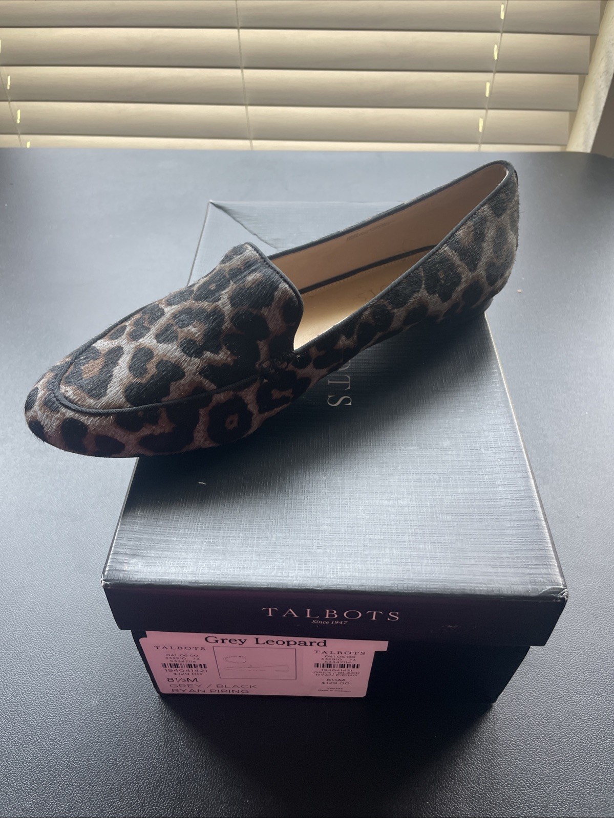 Talbots Grey Leopard Ryan Piping 8.5