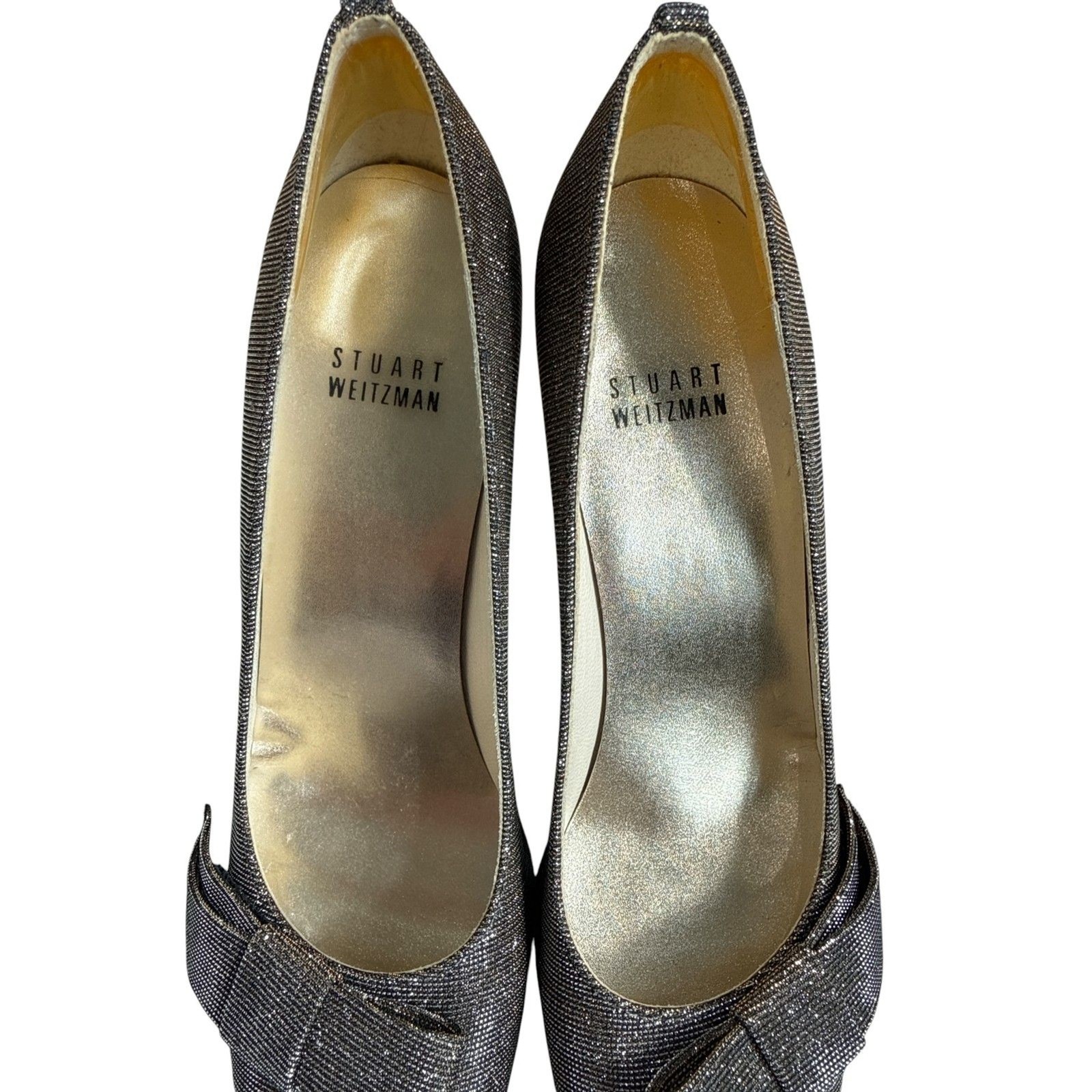 Stuart Weitzman Metallic Glitter «Bowover» Peep Toe Pump 7N EUC $398