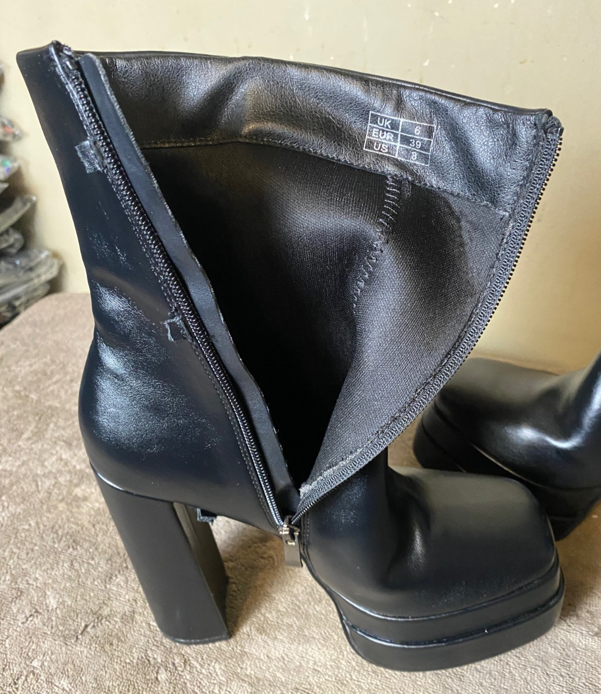 KILLSTAR Gloomed and Doomed boots Woman’s SZ 8 (No chains)