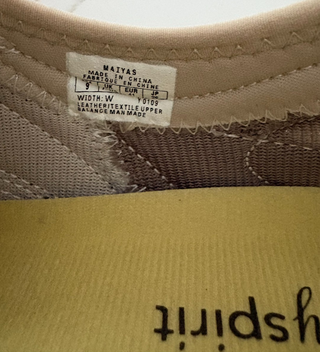 BRAND NEW EASY SPIRIT Womens Slip Ons /Maiyas 2/ Color Beige/Olive Green Sz. 9W