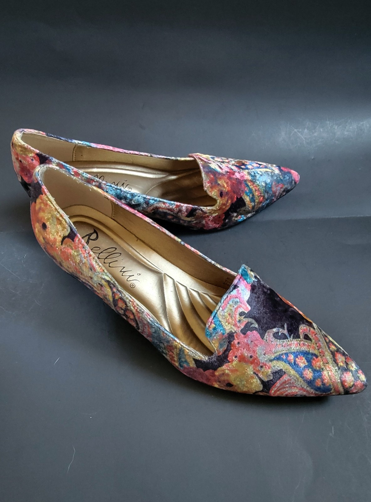 Bellini Women’s Bobcat Multi-colored Velvet Pump Heels Shoes – Sz 8.5