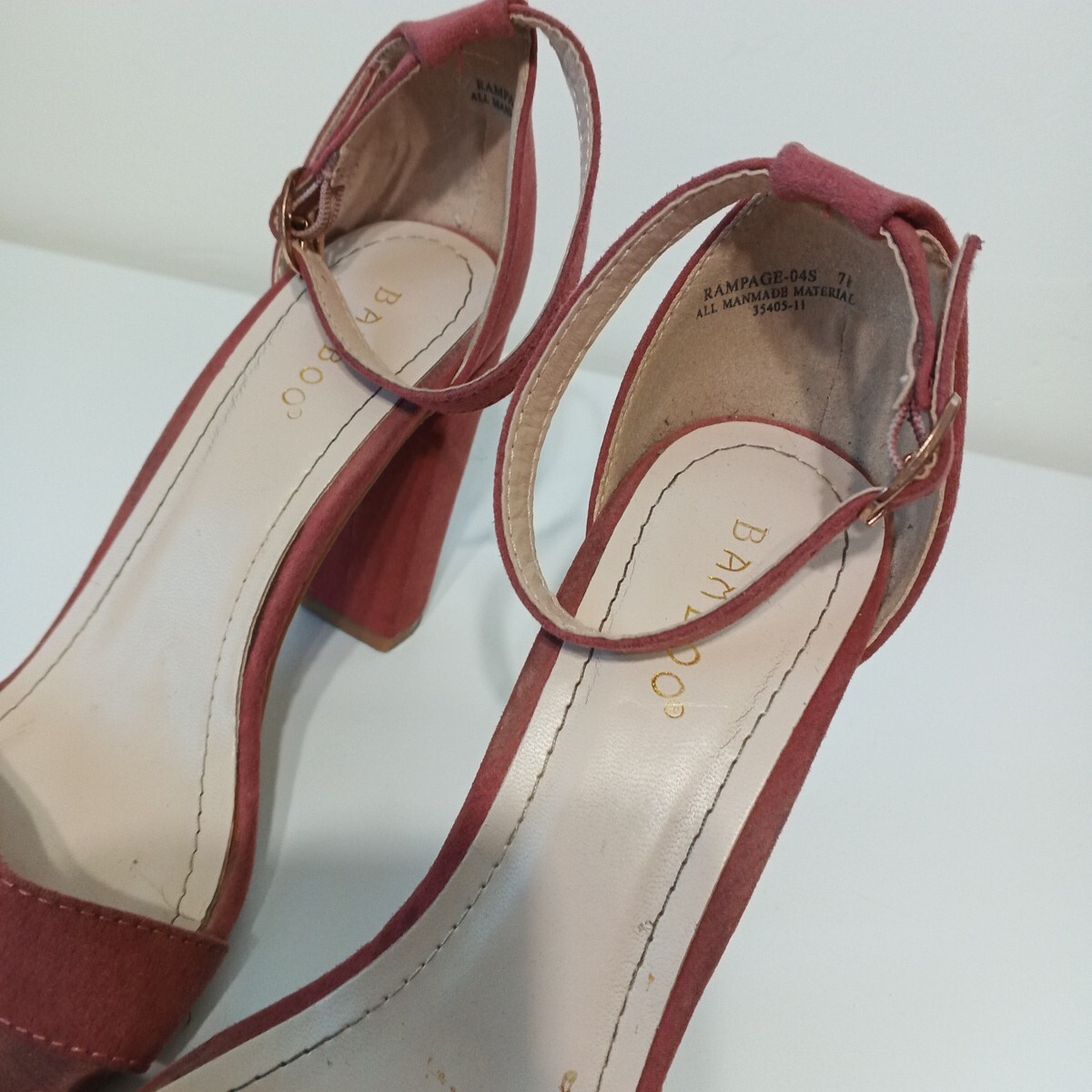 BAMBOO Ankle Strap 4″ Heels Rose Suede Size 7.5