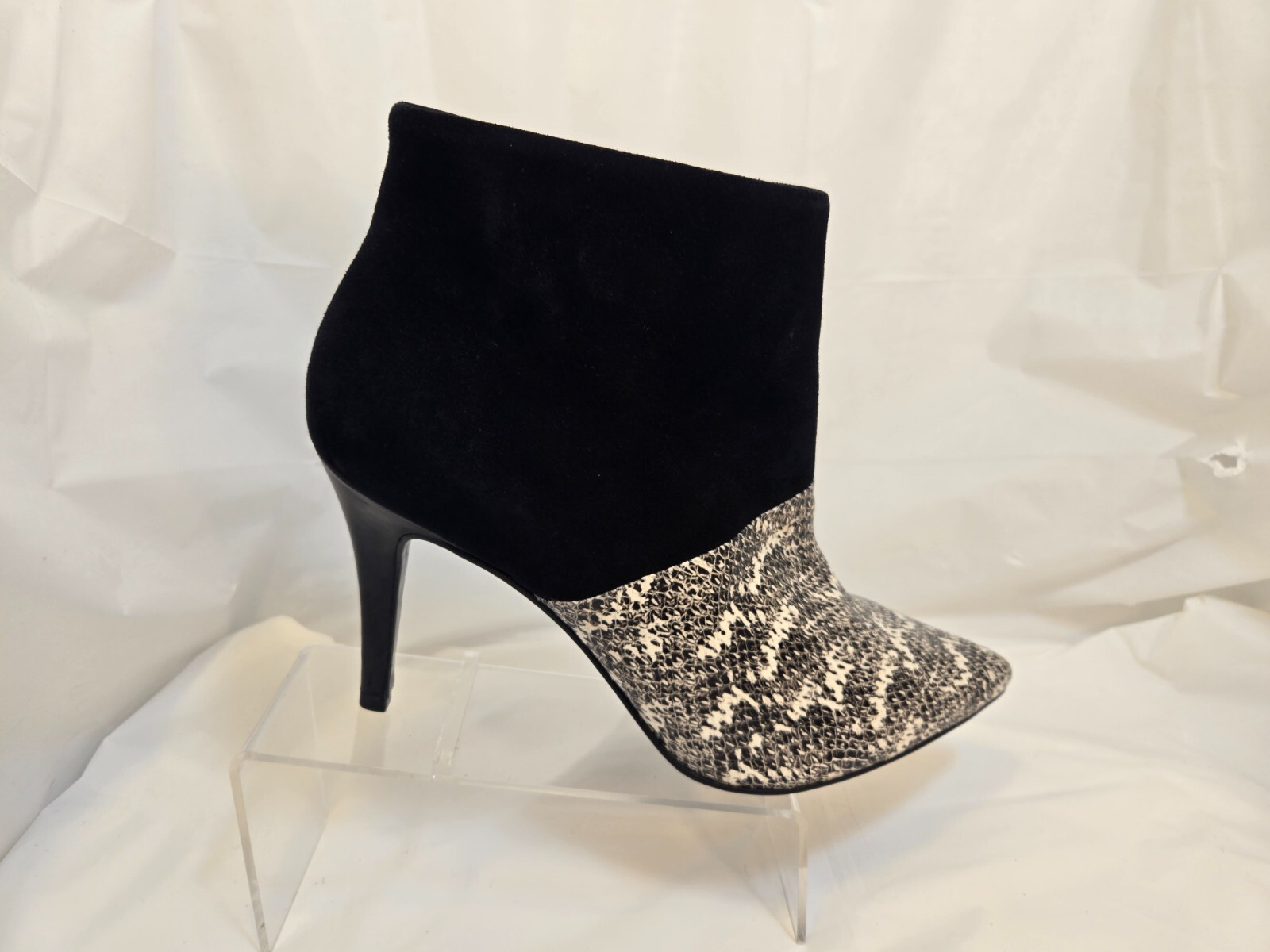 Trina Turk Black Suede & Snakeskin Style High Heel Women’s ankle booties US 10.5
