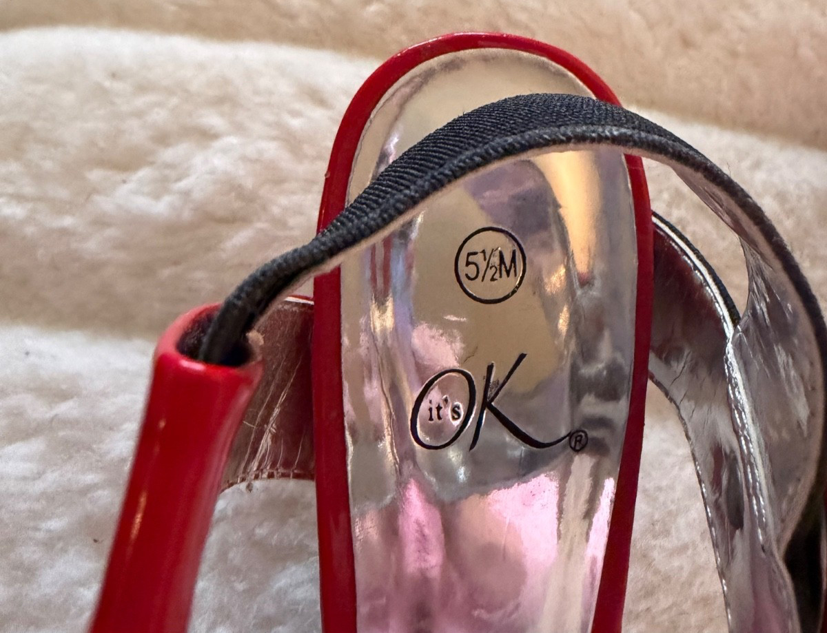 OK SIZE 5.5 Red Patent Leather Covered Side Disc Black Faux Sede Ankle Strap NWO