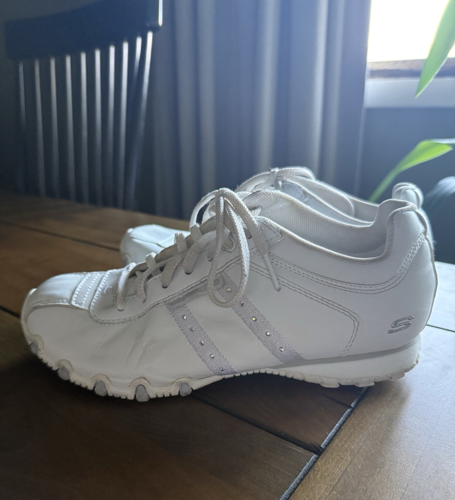Vintage Skechers White & Silver Bling Dance Cheerleading Gymnastics Band – 7.5