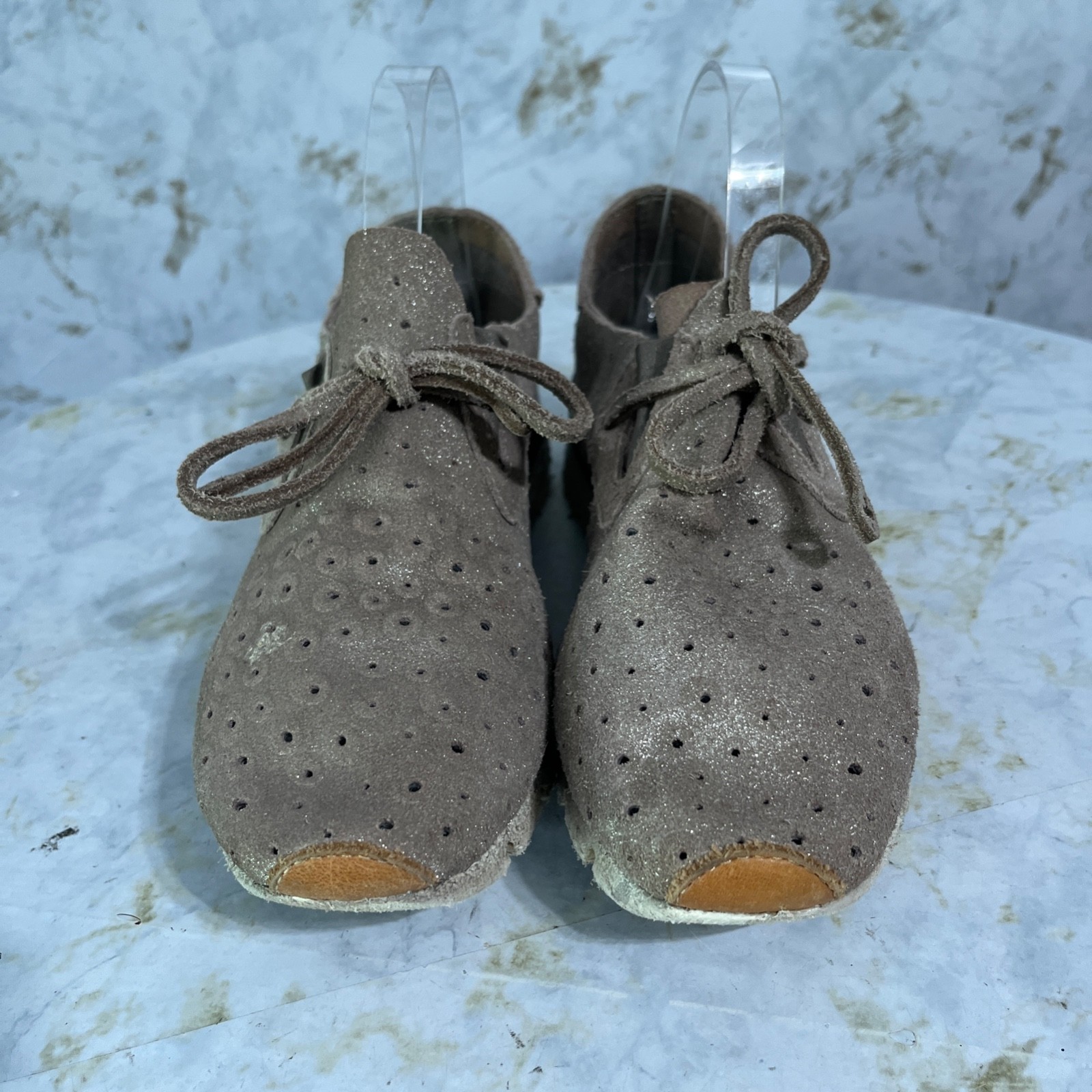OTBT Lunar Women’s Size 8M Shoes Beige Suede Comfort Trainer Fashion Sneakers