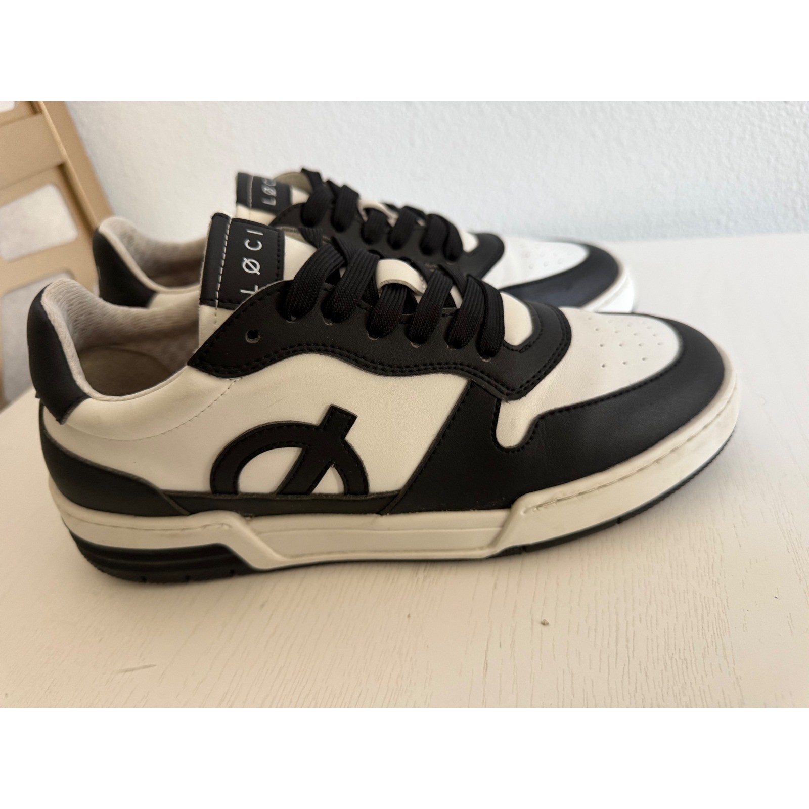 LOCI Atom Vegan Sneakers White Black Low Top Trainers EU39 W 7.5 M 6 LC-003-016