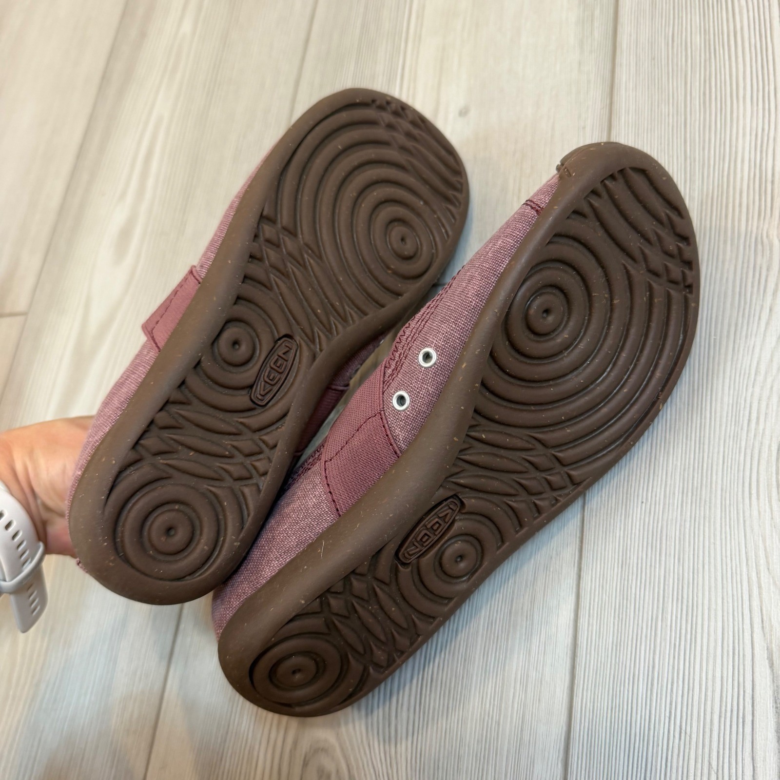 Keen Sienna MJ Canvas Mary Jane Flats Tawny Port Burgundy Womens 7 1010220 NEW