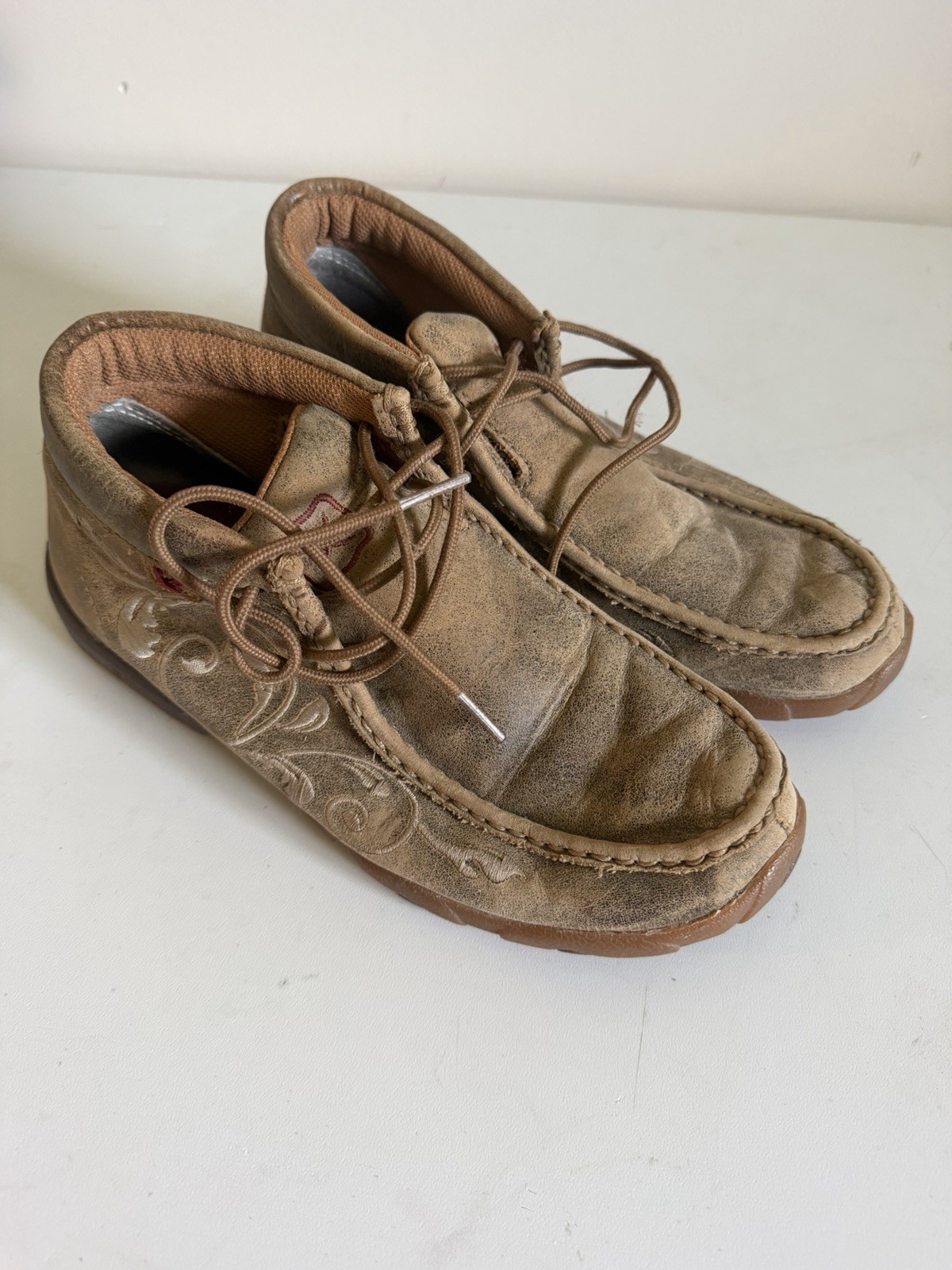 Twisted X Womans Mocs Size 7 Floral Design
