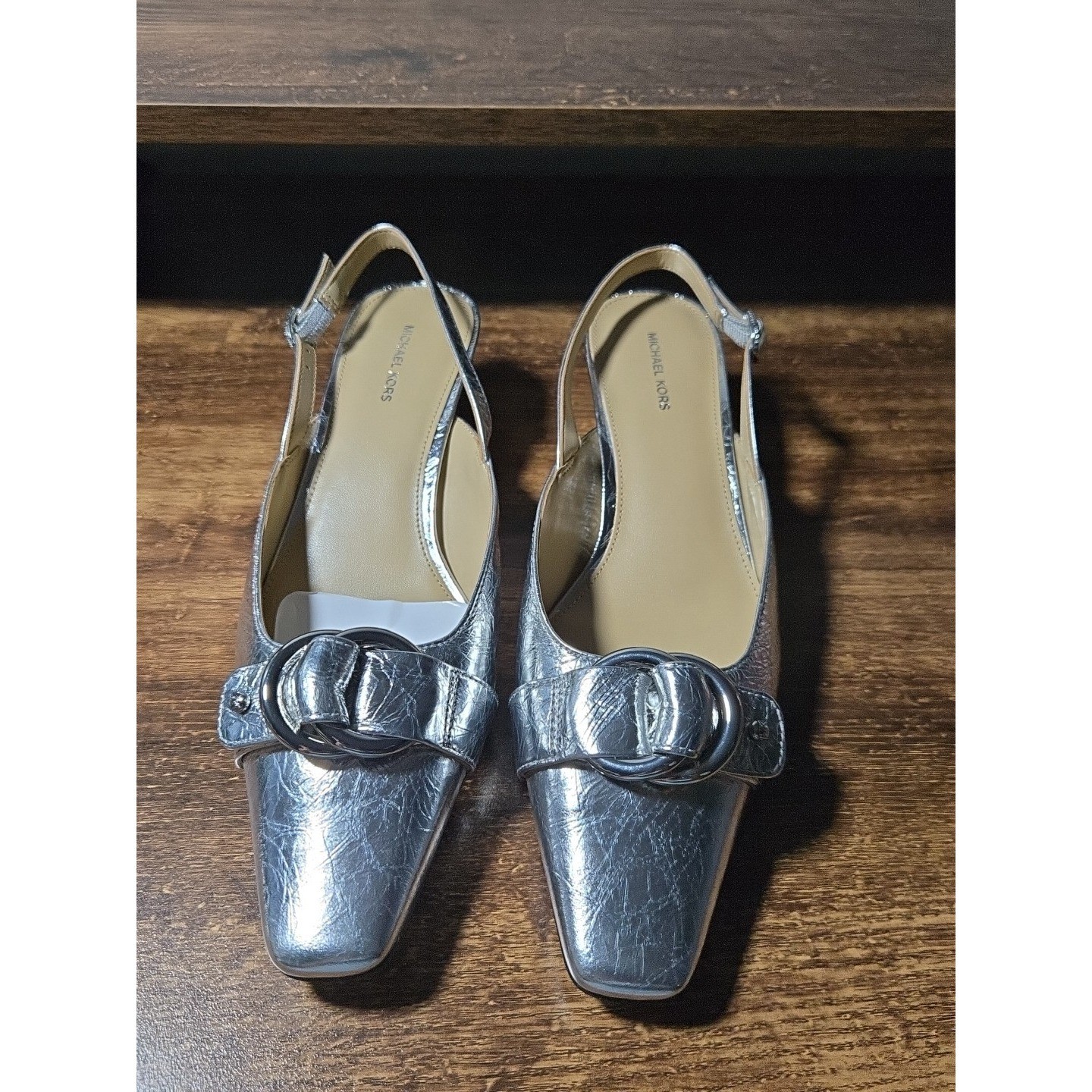 Michael Kors Jaden Kitten Sling Silver Metallic Leather SIZE 7.5 New In Box