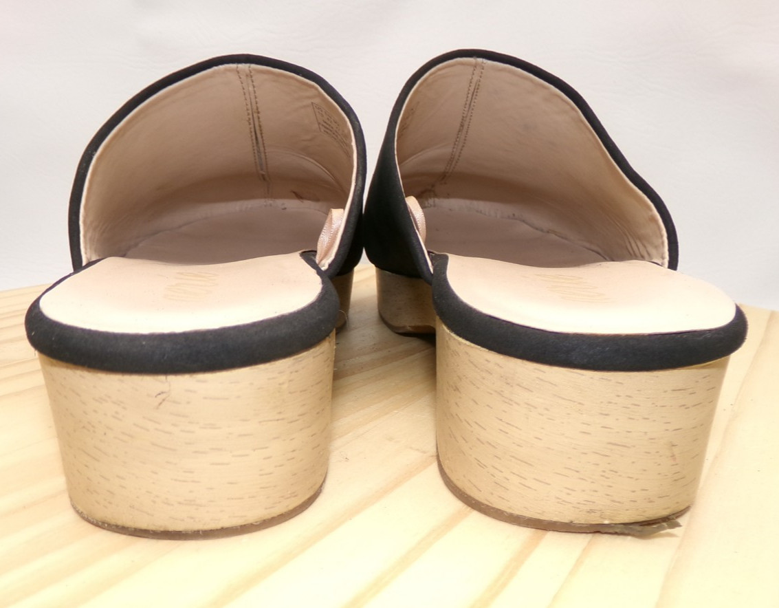 Aerie Slip On Clogs Womens Black Size 10 Faux Suede Wood Heels