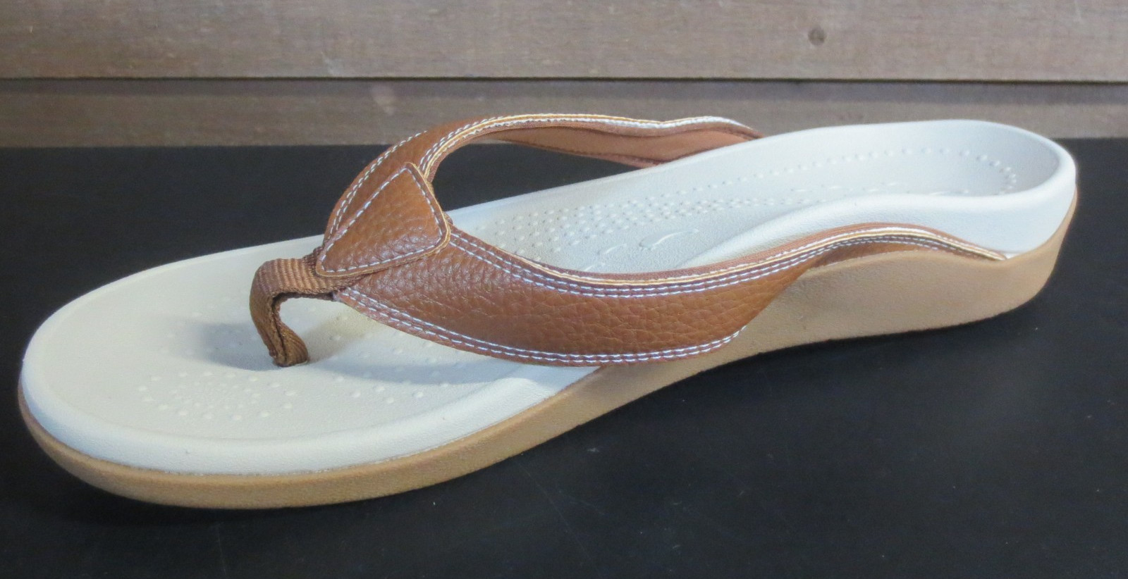 Ergofoot Orthotic UNISEX Flip Flops With Arch Support- BROWN – MENS 11 – WOMEN’S