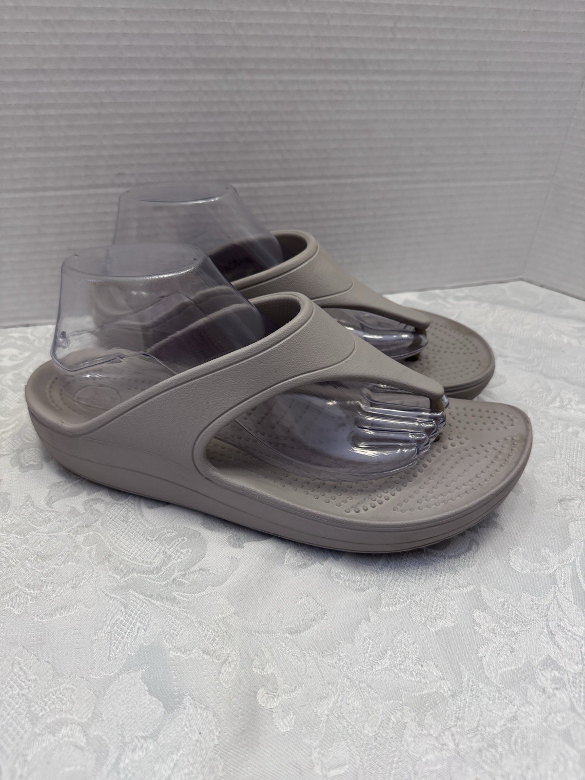 Crocs Sloane Platform Flip Flop Sandal Comfort Shoe Women’s 11 Gray Beach Pool