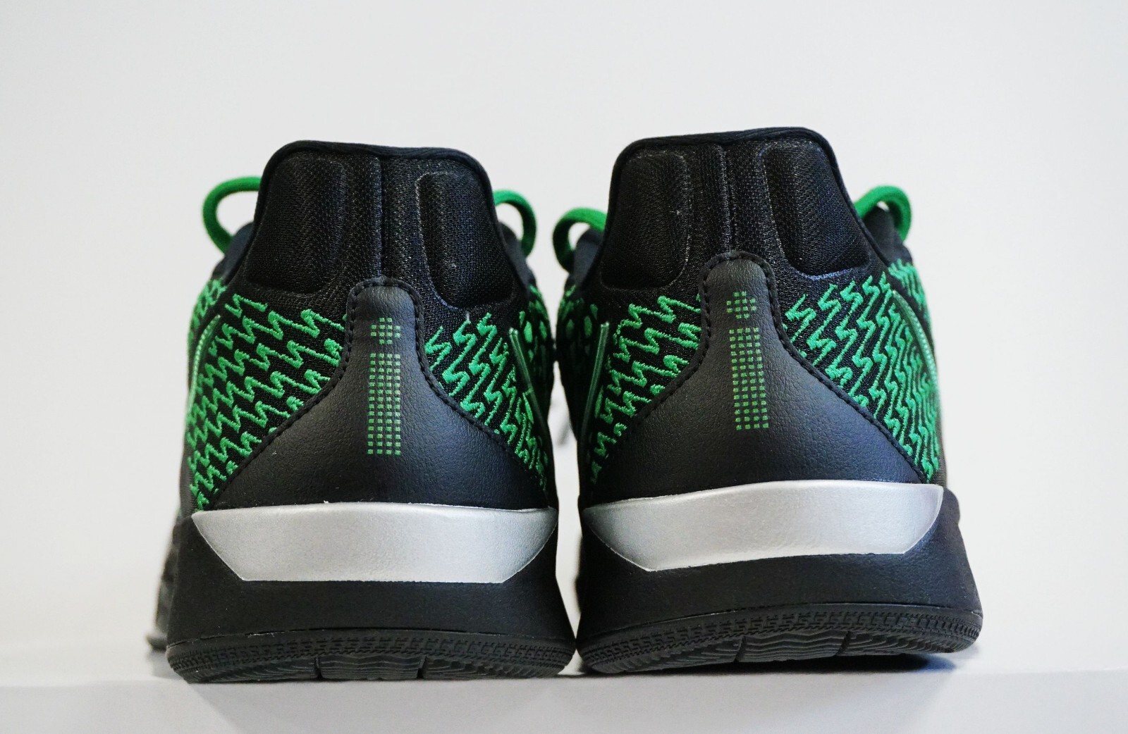 Nike WMNS Sabrina 2 Basketball Celtics Rice Black Green HF0670-900 M12.5/W14 EL