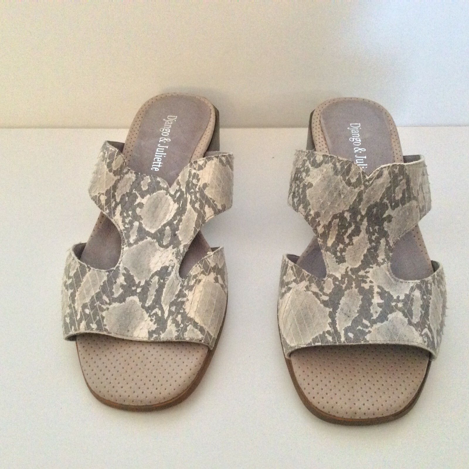 Django & Juliette Women’s Luxury Designer Sample Sandal Size AU 6 / EU 37