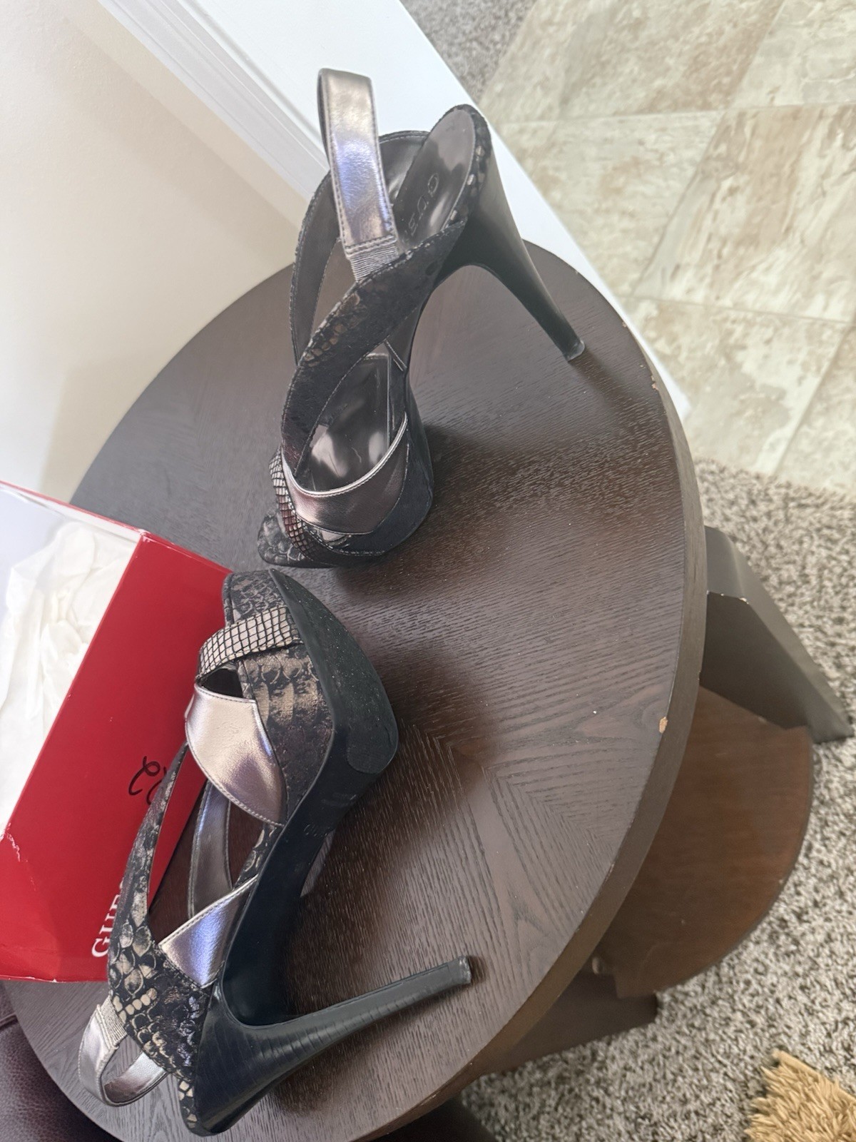 GUESS Black/Silver Snake Skin Synthetic Strappy Open Toe Stiletto Heels 8.5M