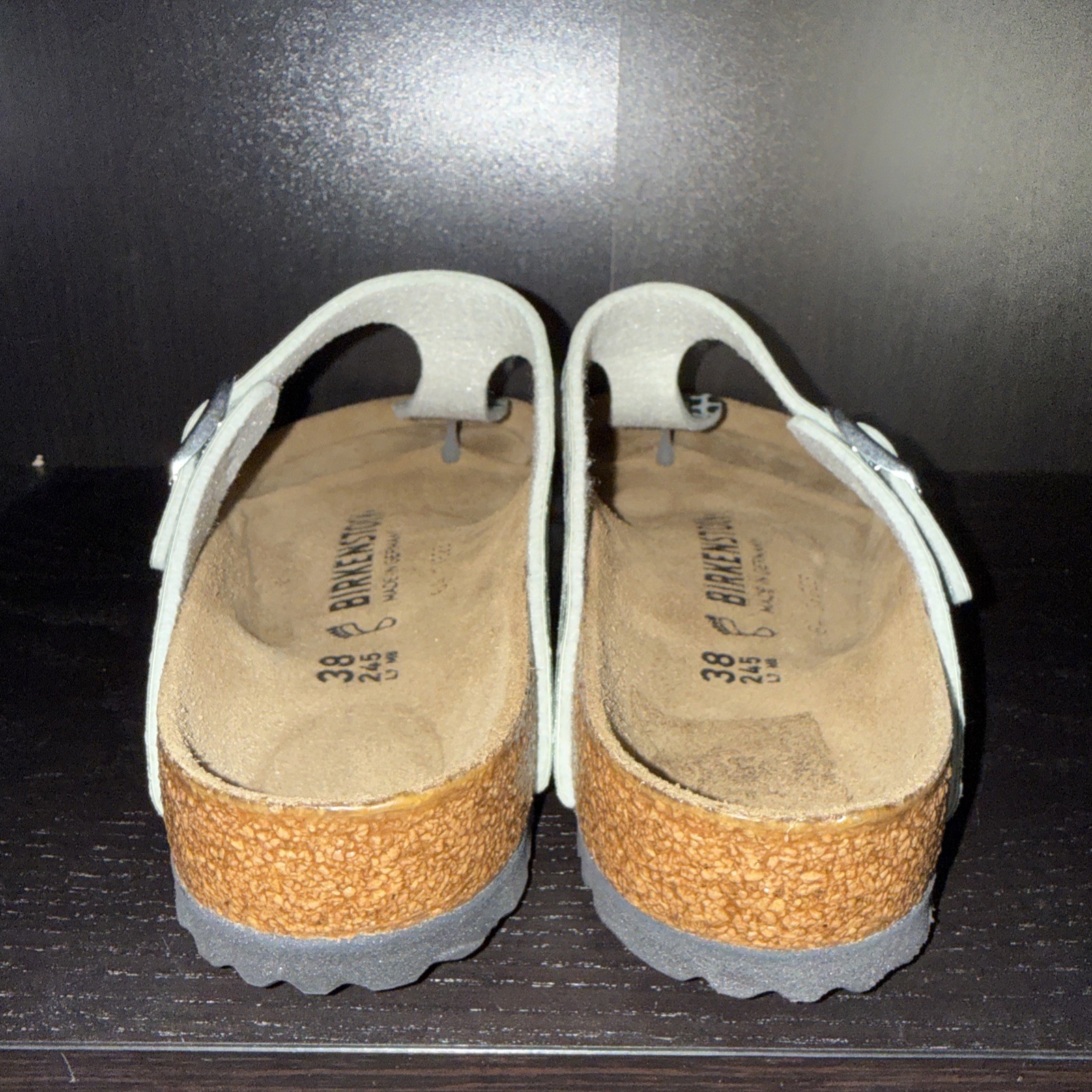 Birkenstock Gizeh Thong Sandals Gator Gleam Pearl Light Mint Silver US 7 – 38 EU