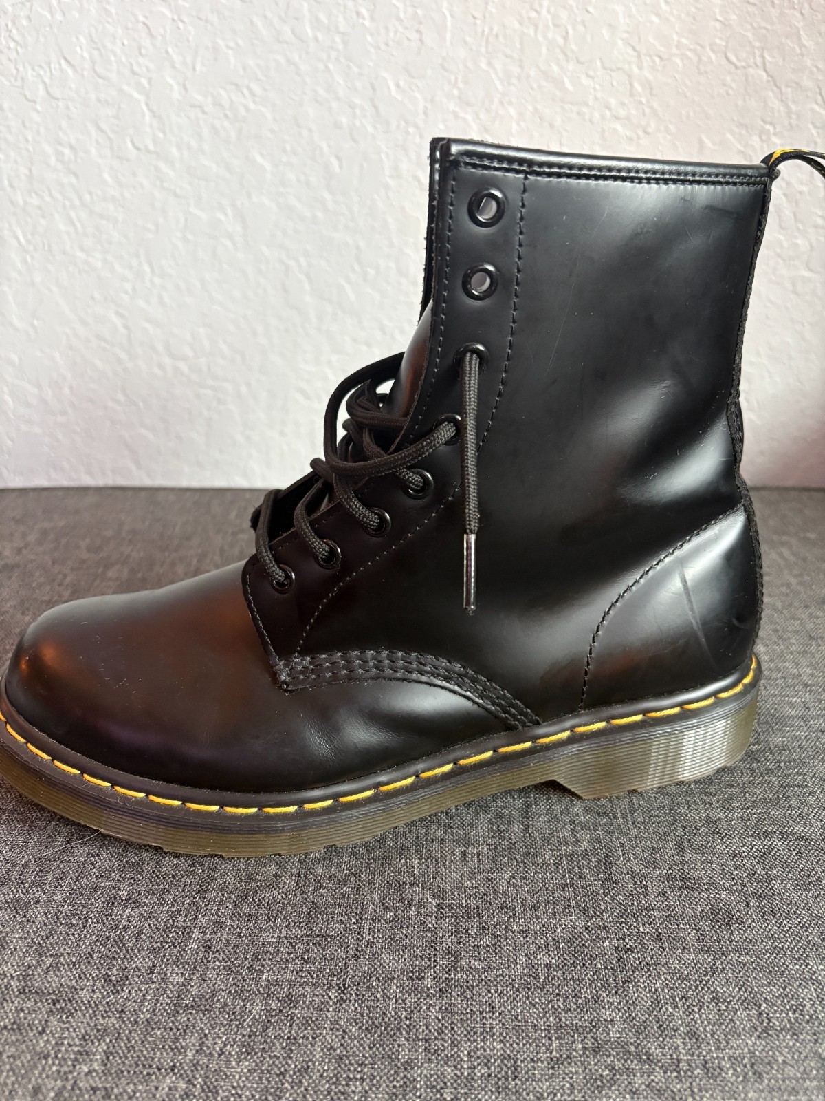 Dr. Martens 1460 Women’s Original Smooth Leather Lace Up Boots – Black, Size 10
