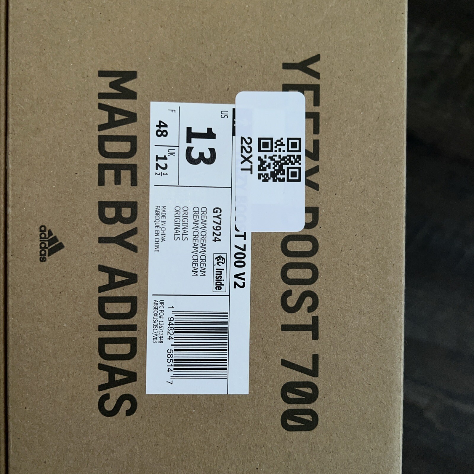 ADIDAS YEEZY Boost 700 V2 Cream – Size 13 new with box