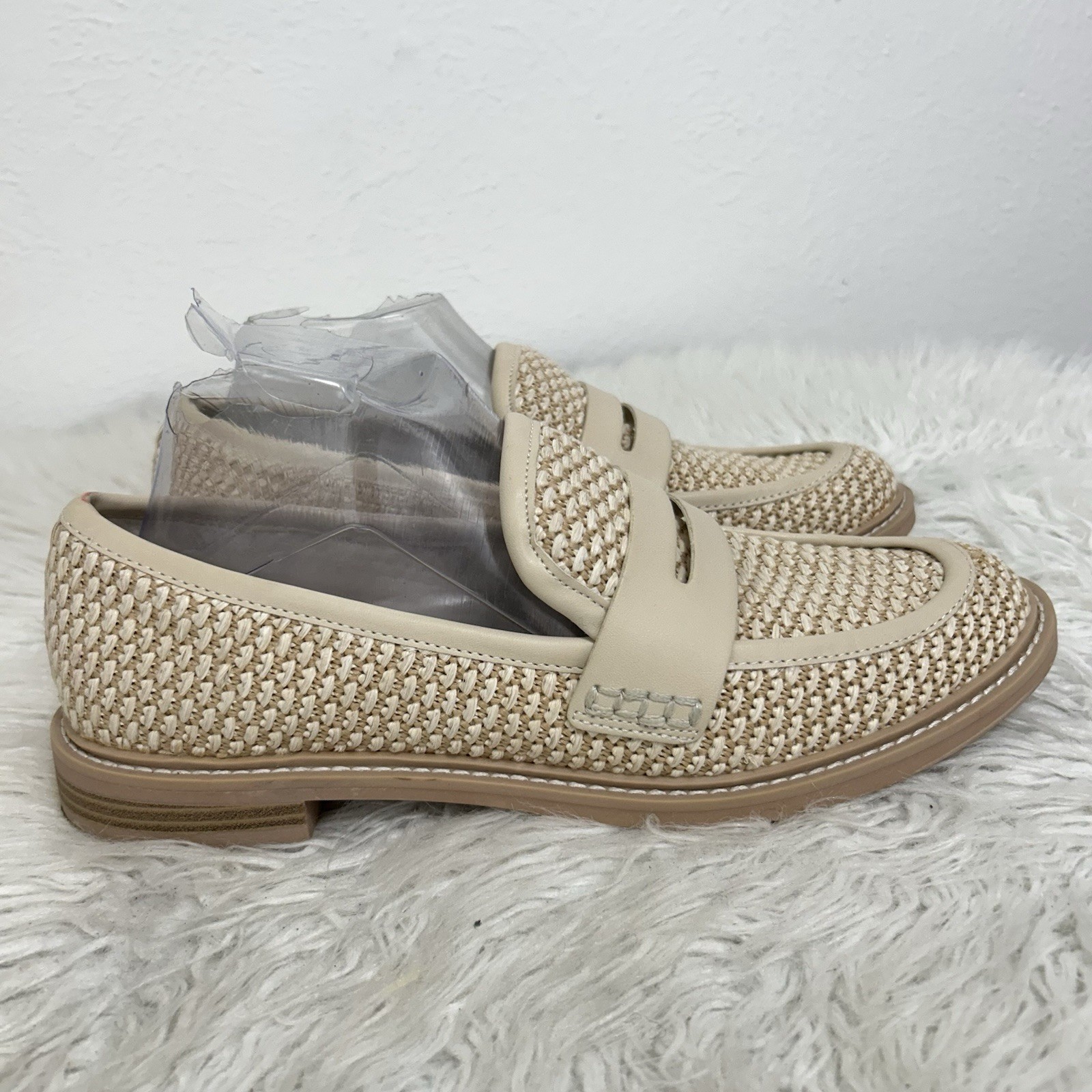 Dolce Vita Beige Hanya Loafers Woven Raffia Textile Size 9.5M Preppy Coastal