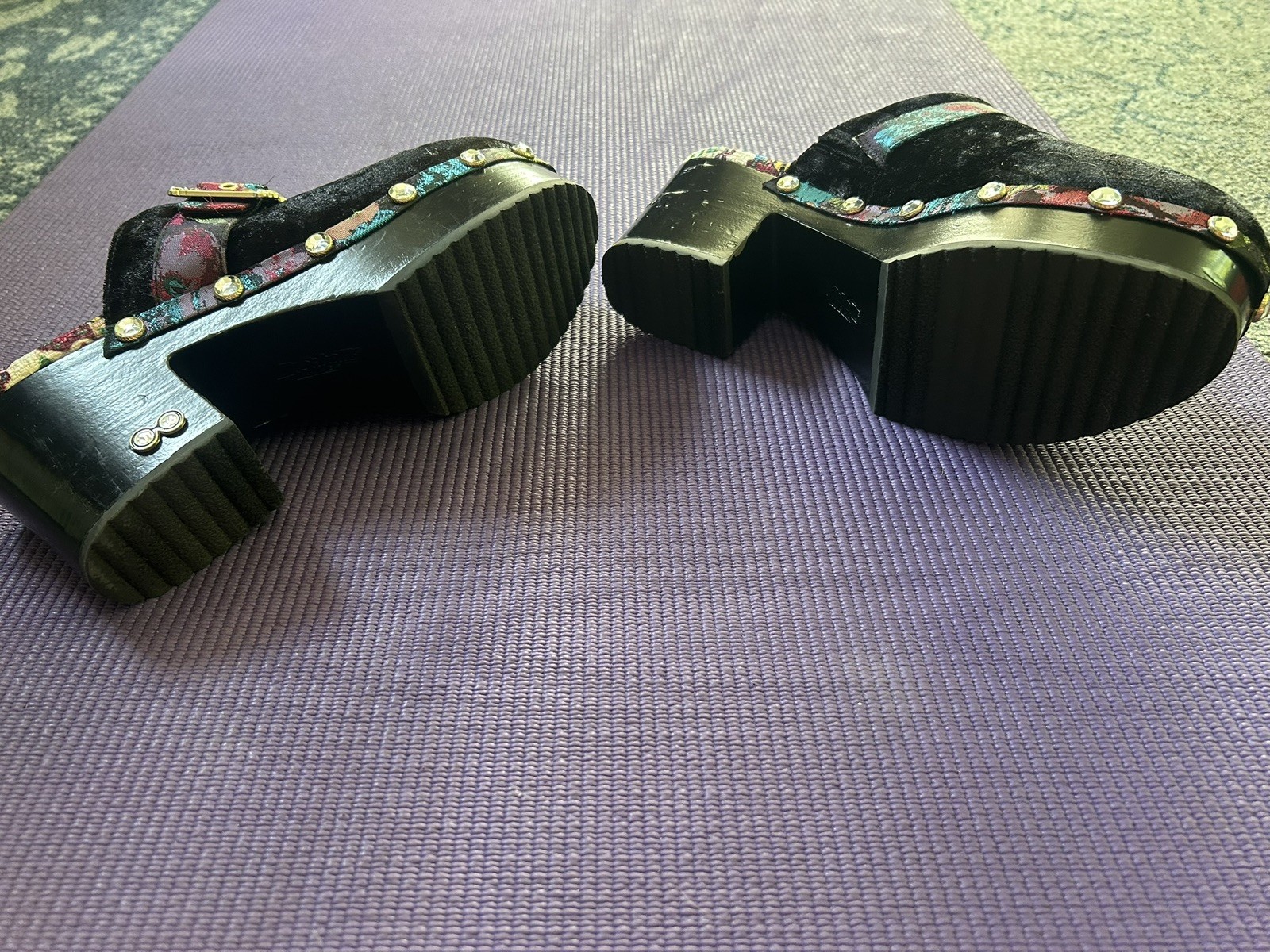Iris Apfel Dr. Scholls Original Joy Clogs