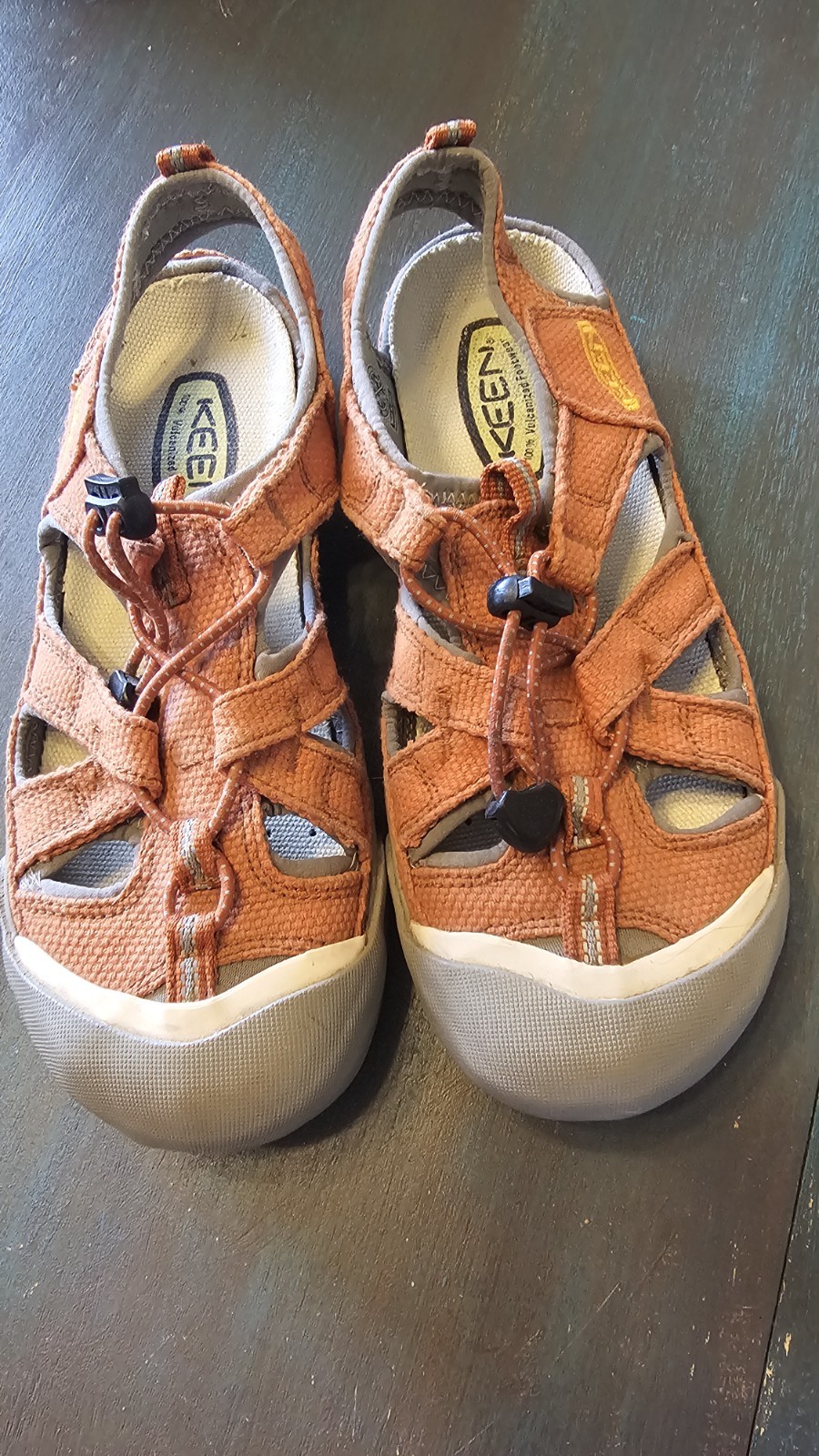 KEEN Women’s US 8.5 Strappy Closed Toe Drawstring Sandals Orange Gray