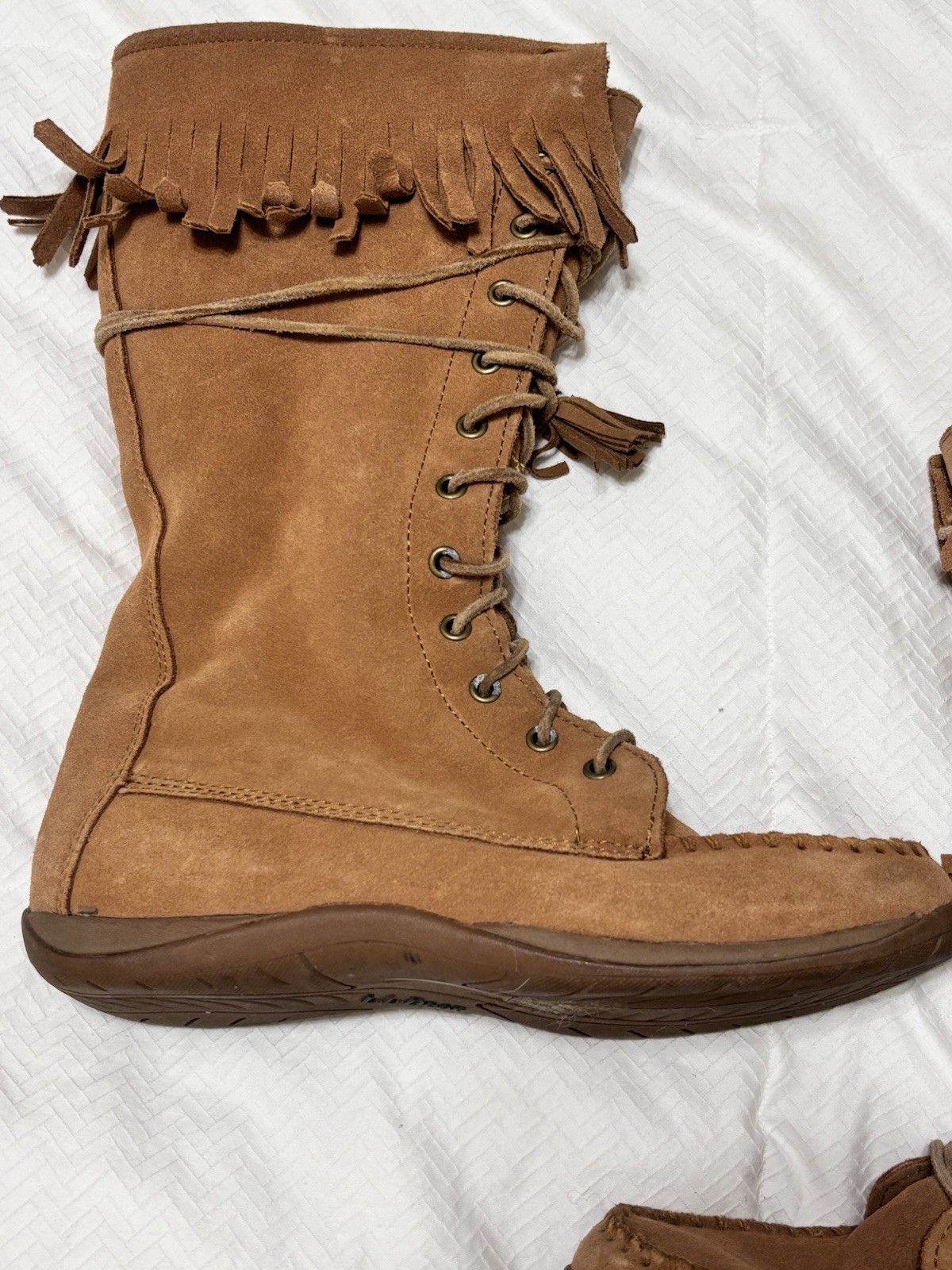 L L Bean Suede Leather Tan Tassel Thick Sheepskin Lined Winter Boots Size 8.5 M