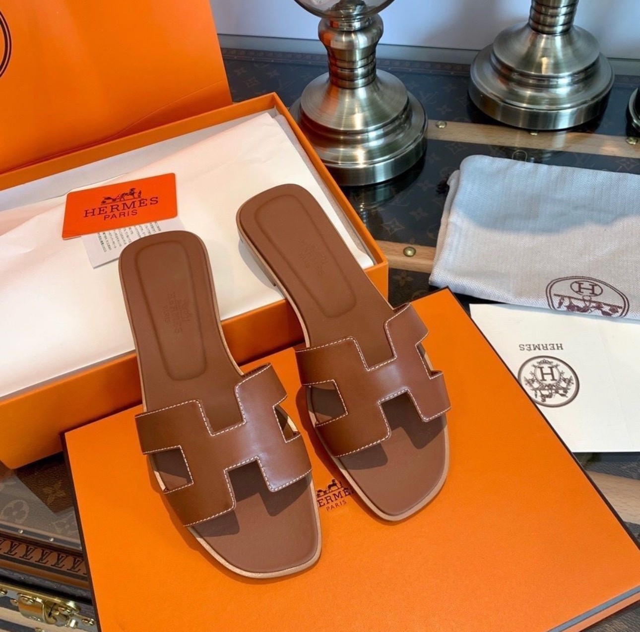 Authentic Hermès Oran Sandals Gold Leather Slides Flat Mules EU 41