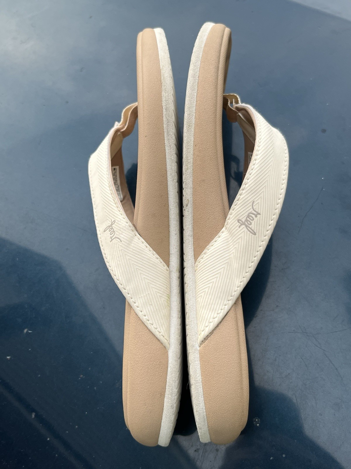 Reef Cushion Harmony Sand off-white light cream EVA foam flip flops 7 / 37.5