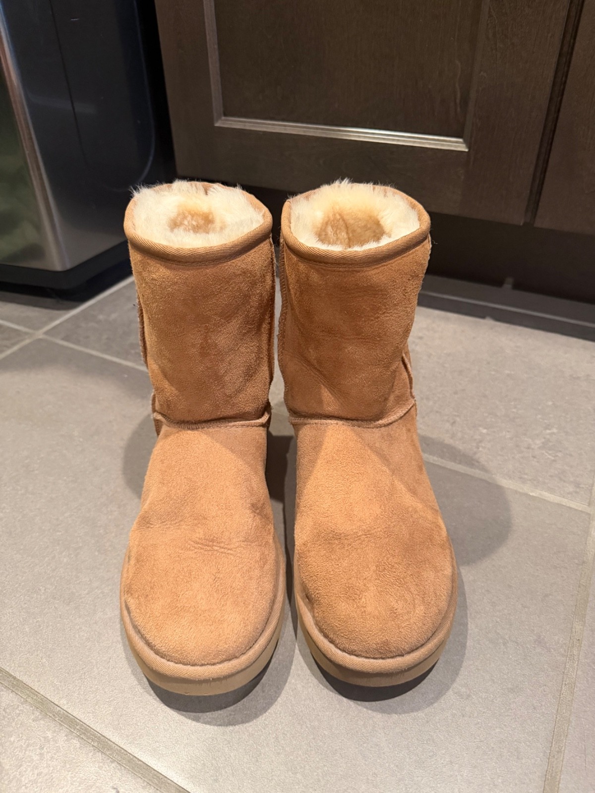 UGG Classic Short II Women’s Boot – Chestnut, US 7