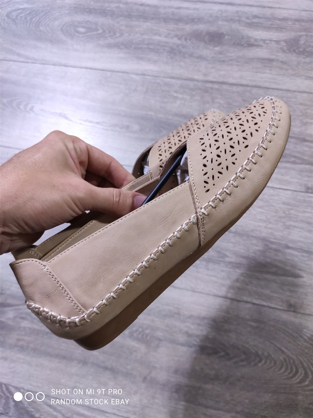 Easy Street Amity Loafers Women’s 7.5W Natural Slip On Comfort Flats New