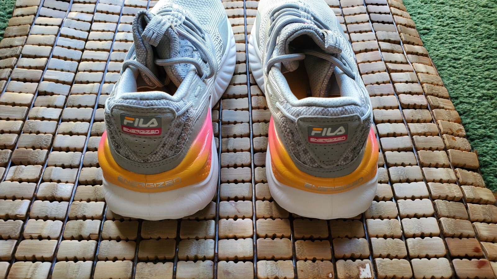 FILA Fondato 22 Air Mesh Energized Womens Sneaker Size 9.5 Gray Pink (new) nobox