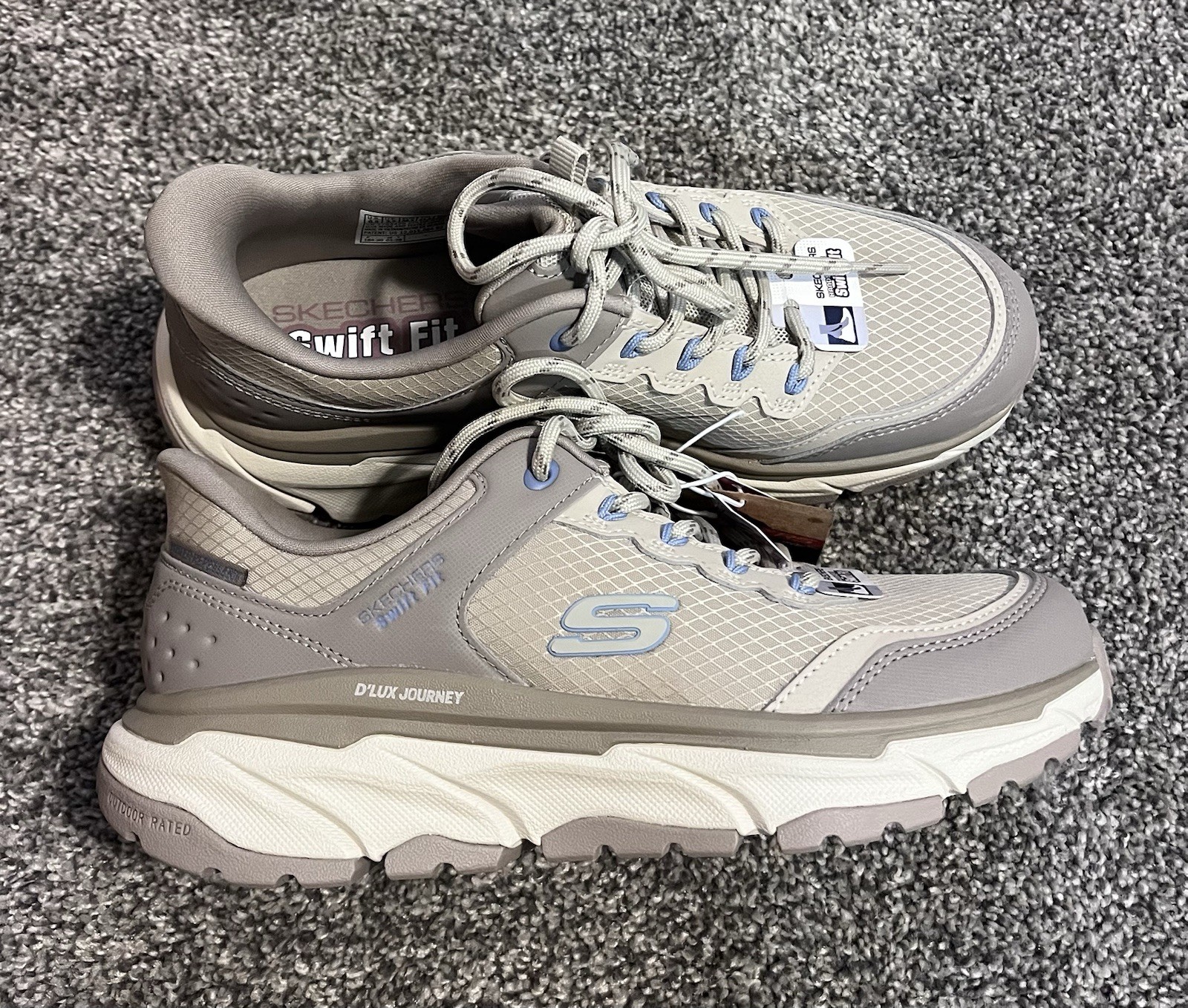 Women’s Sketchers D’Lux Journey Athletic Shoes 6.5 NWT Beige Memory Foam